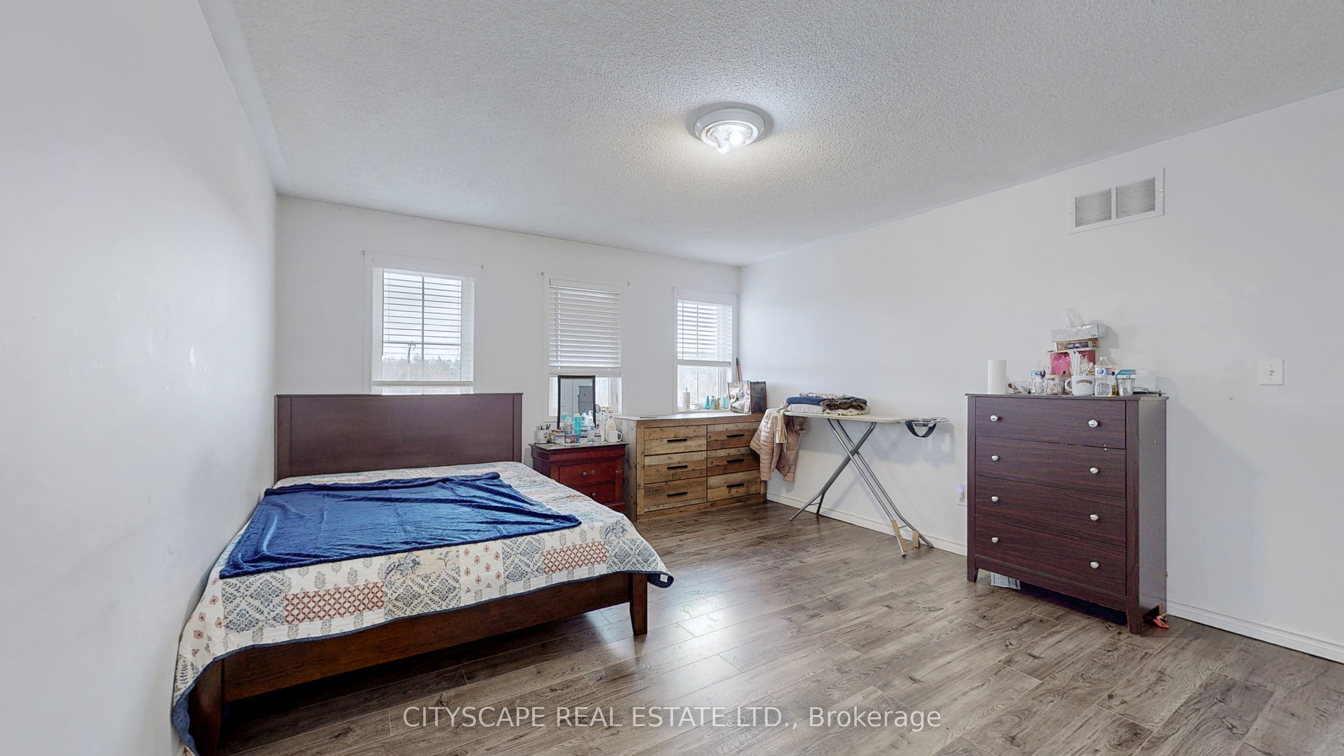 2026 Bridle Road Property Photo 24
