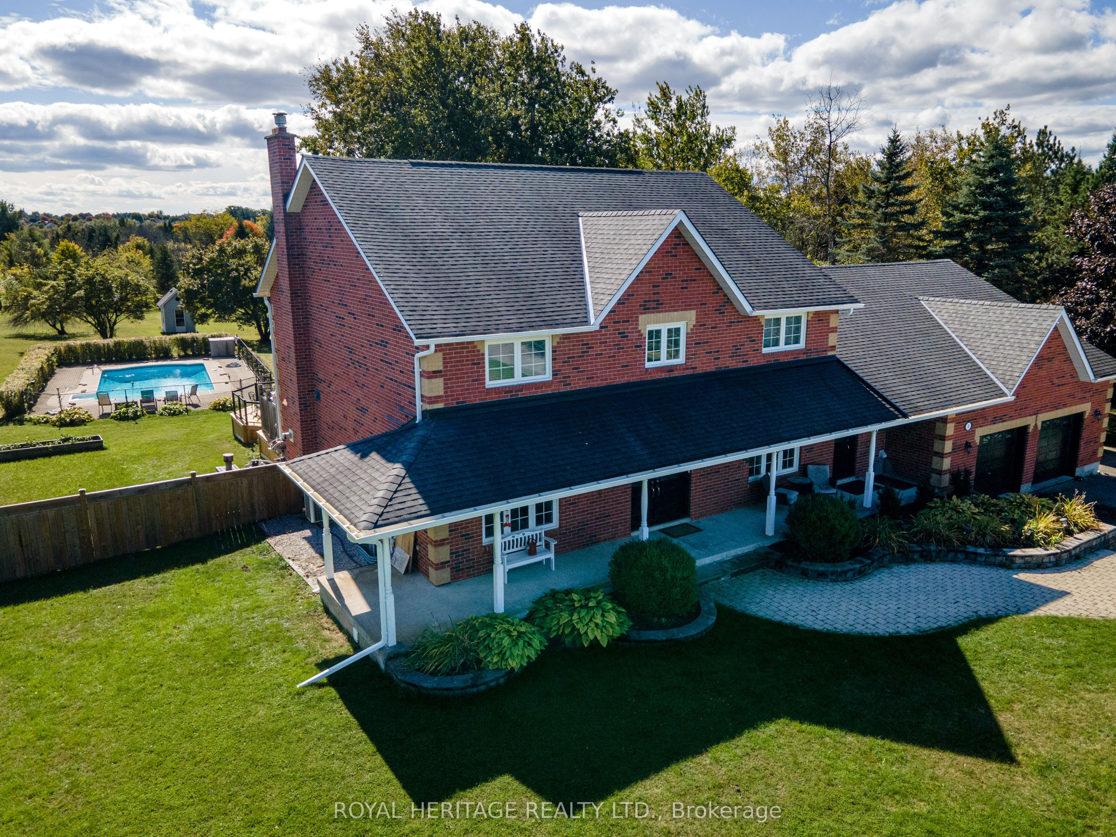 16 Stone Sound Property Photo