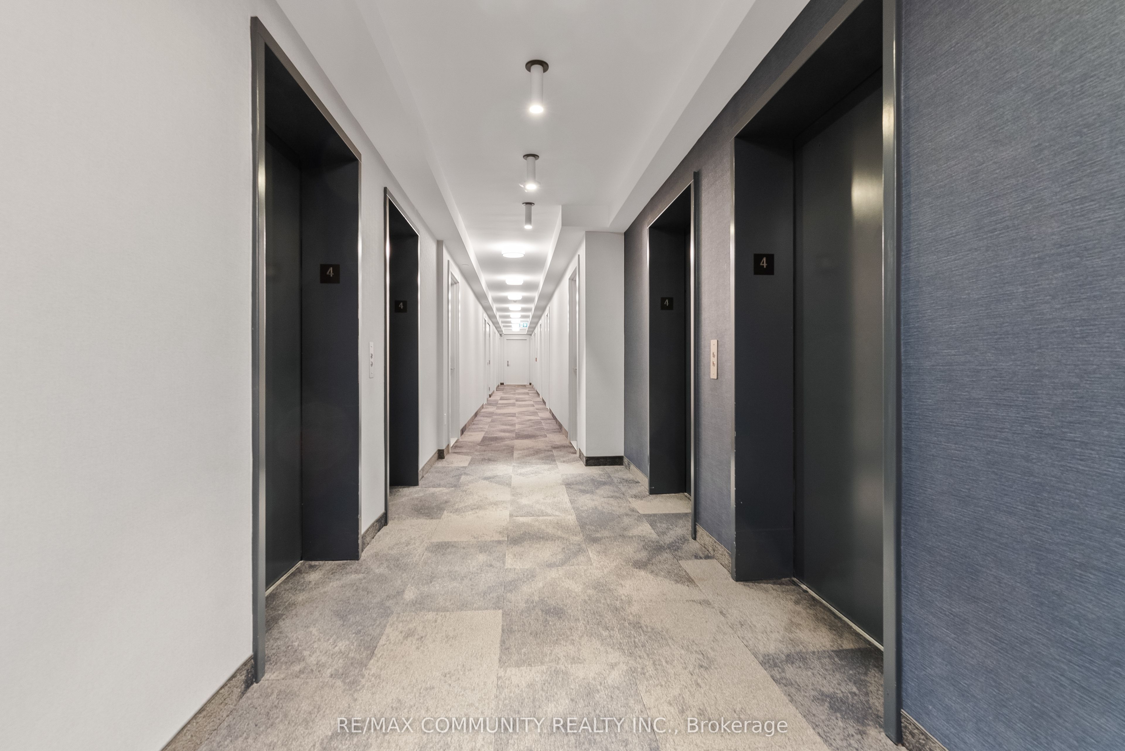 #419 - 2550 Simcoe Street Property Photo