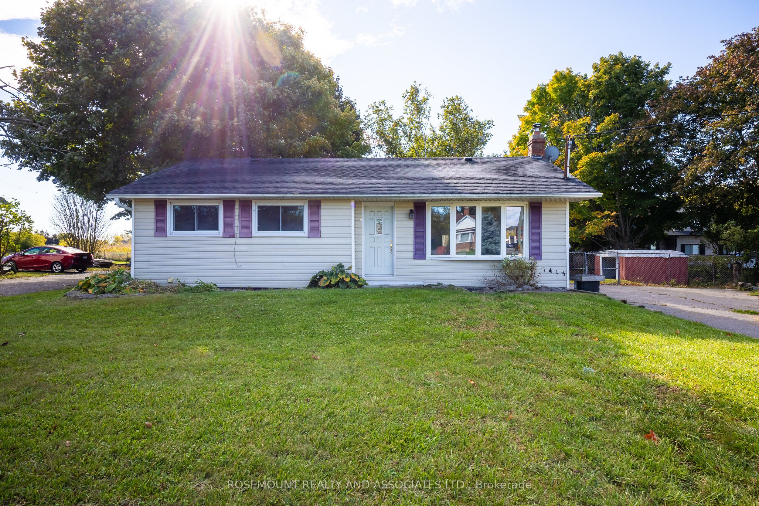 1412 Taunton Rd E Property Photo