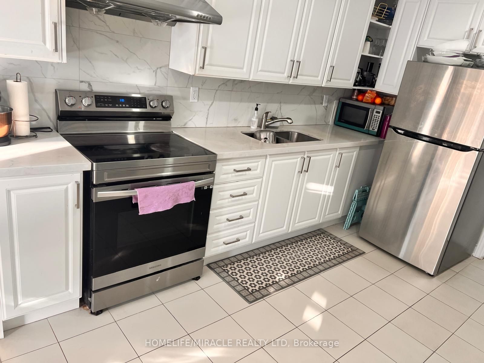 1244 Langley Cir Property Photo