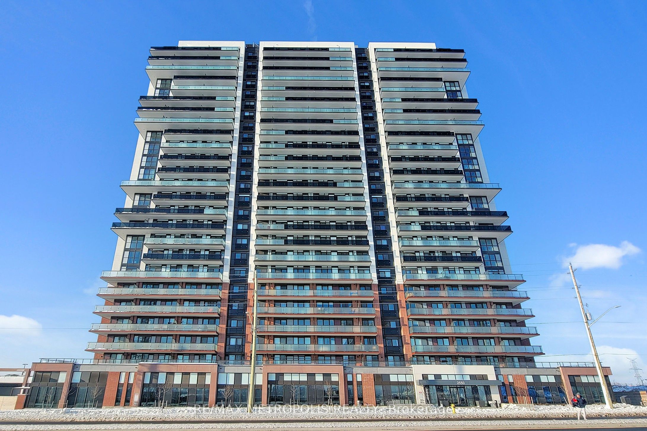 2550 Simcoe St N Property Photo