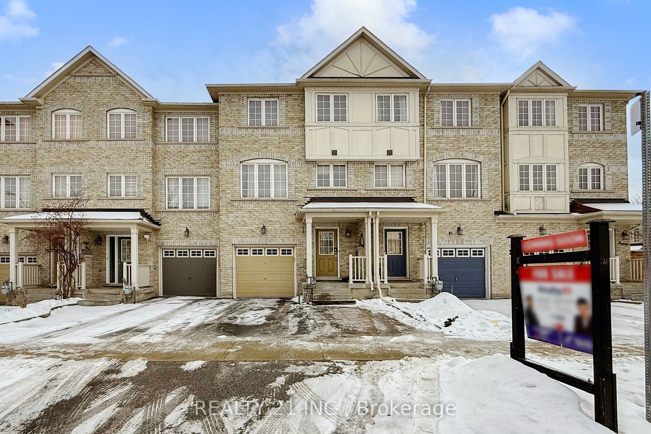 51 Goulden Crescent Property Photo
