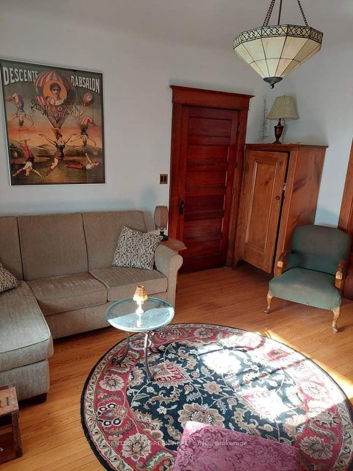 54 Sandford Avenue Property Photo 3