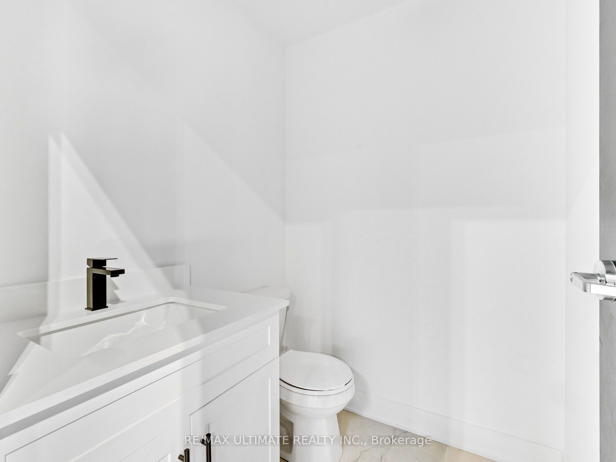 #5 - 84 Crockford Boulevard Property Photo 13
