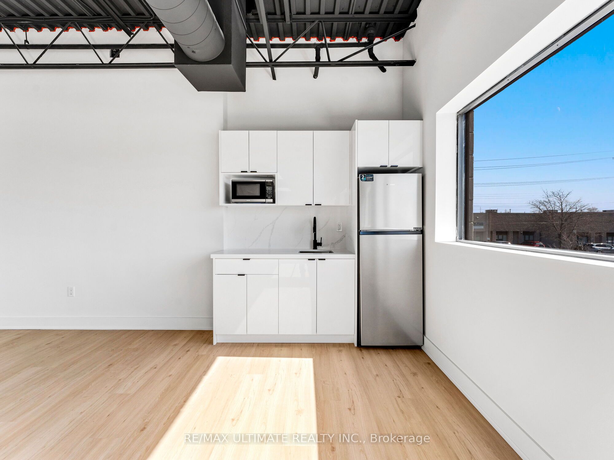 #6 - 84 Crockford Boulevard Property Photo 7
