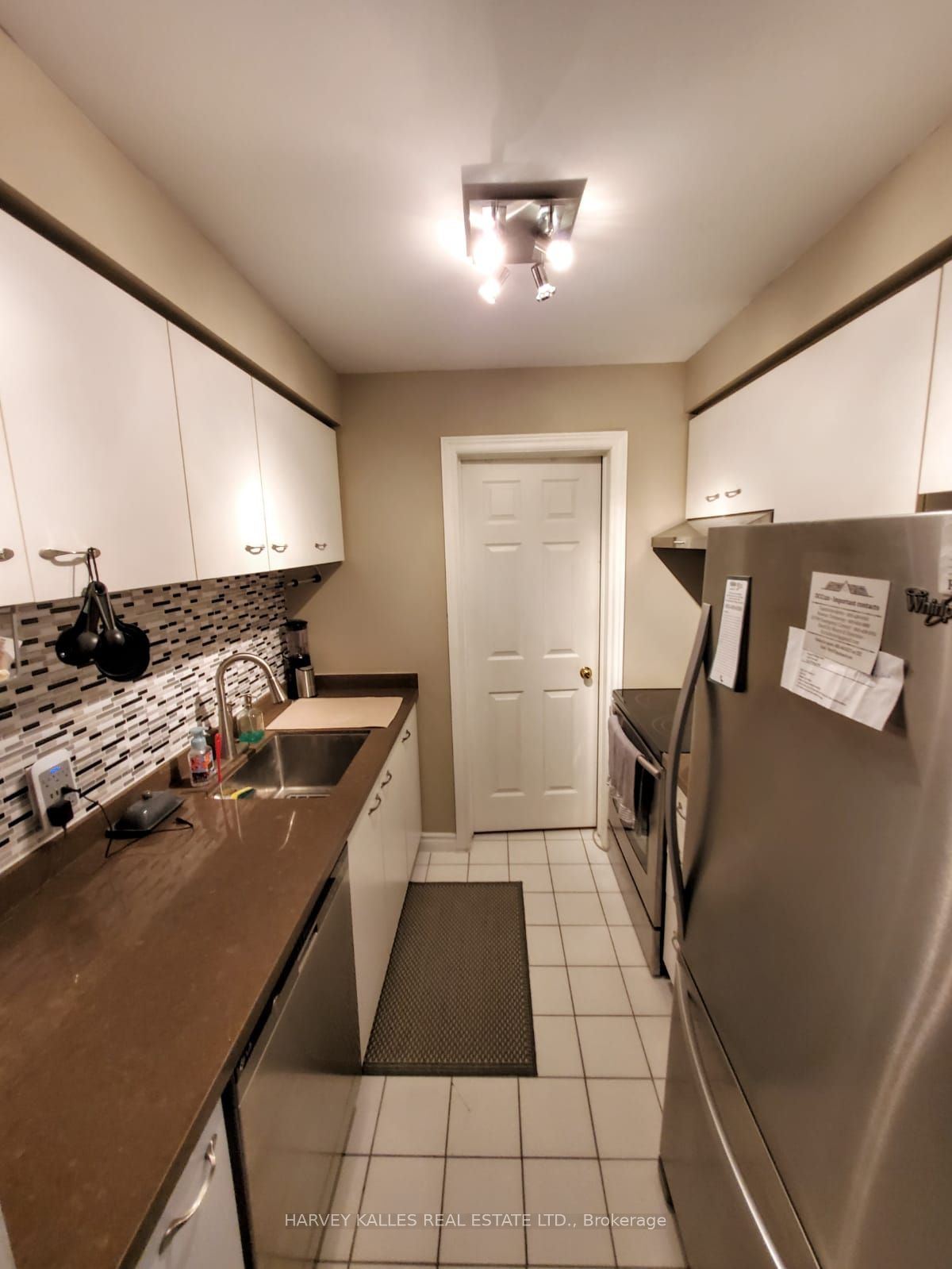 #402 - 189 Lake Driveway Drive Property Photo 4