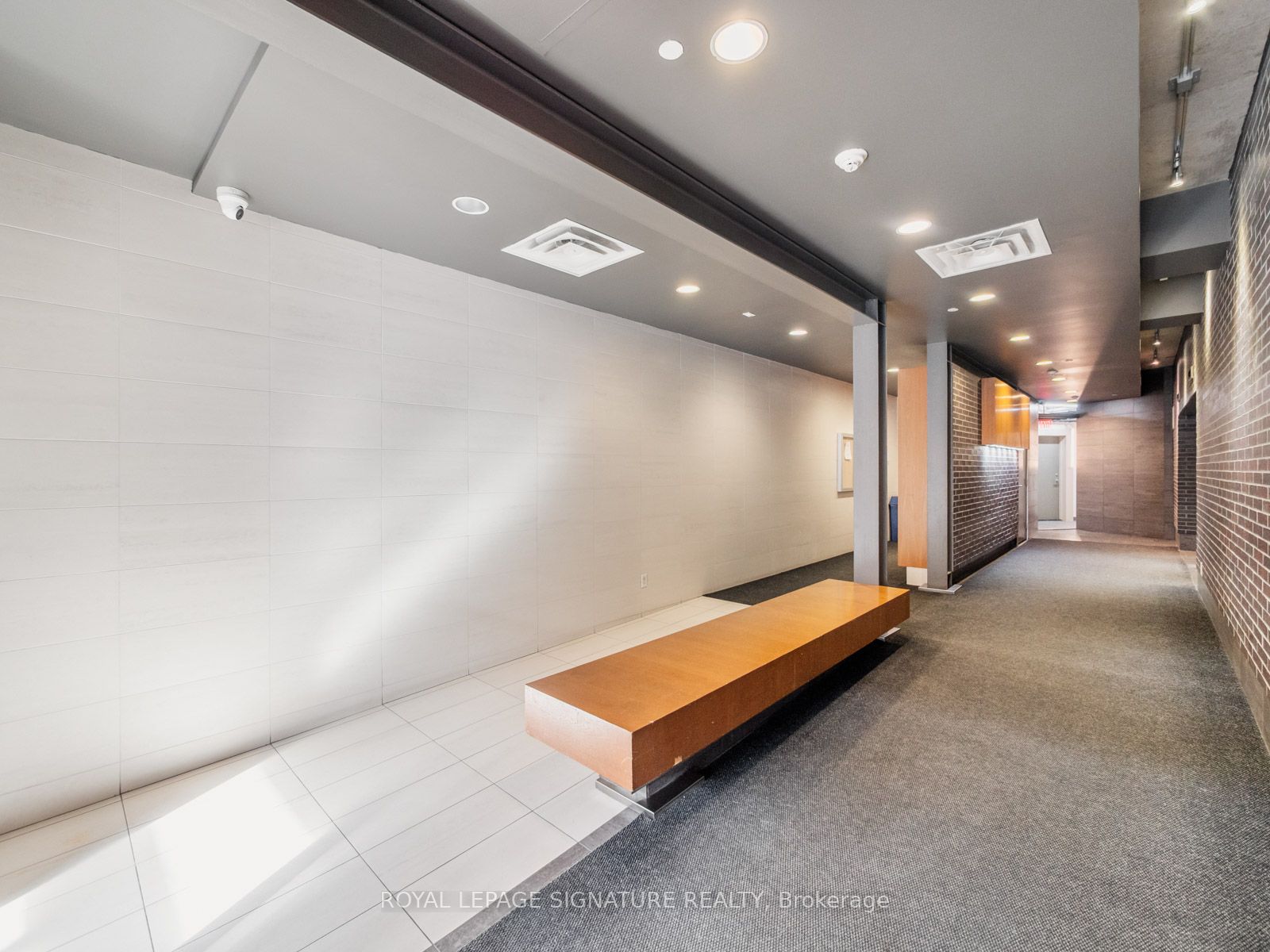 #106 - 321 Carlaw Avenue Property Photo 6