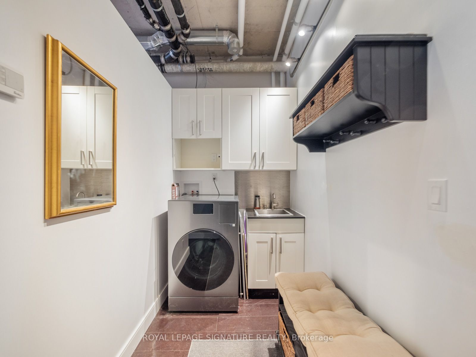 #106 - 321 Carlaw Avenue Property Photo 10