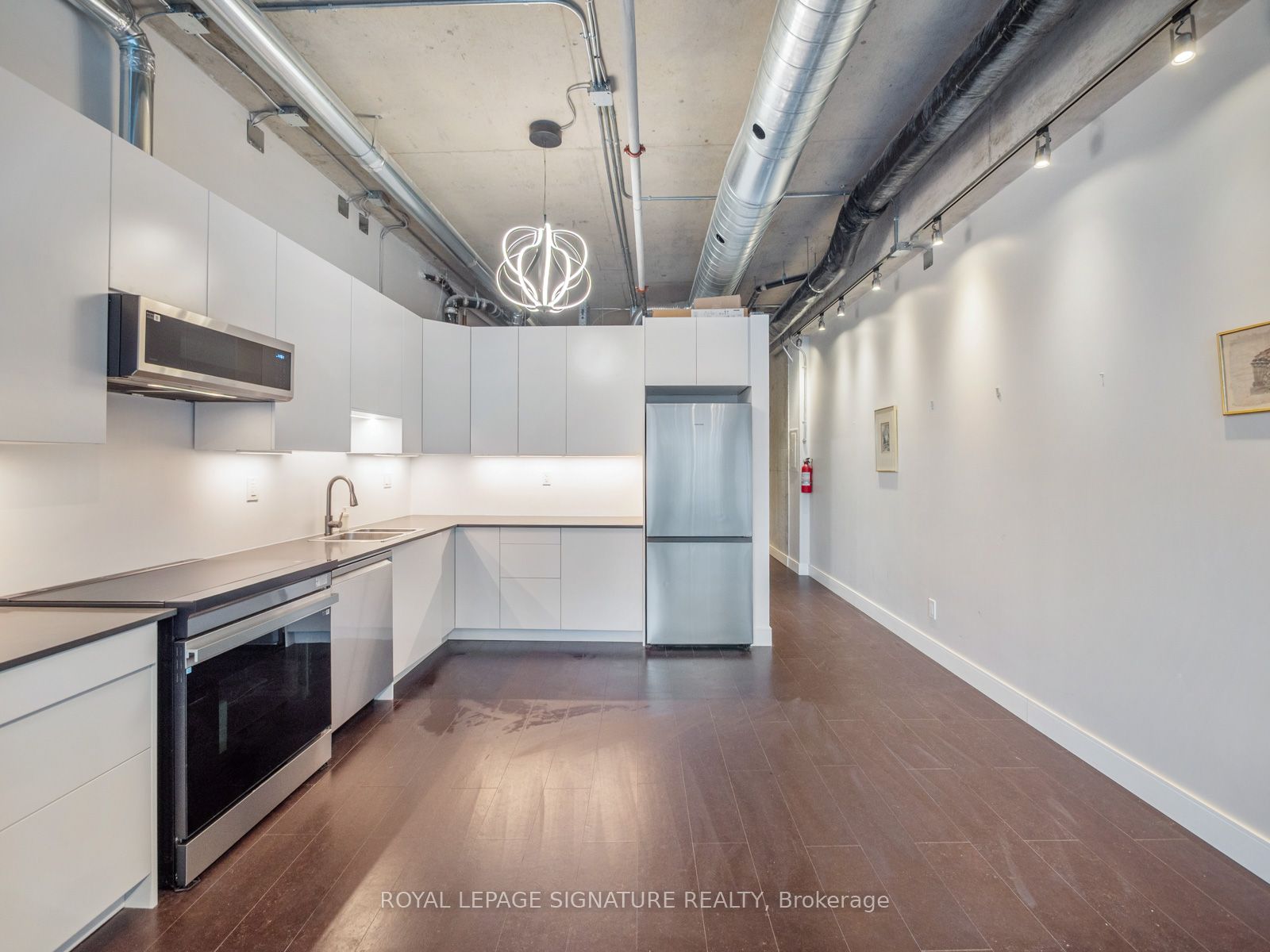 #106 - 321 Carlaw Avenue Property Photo 16