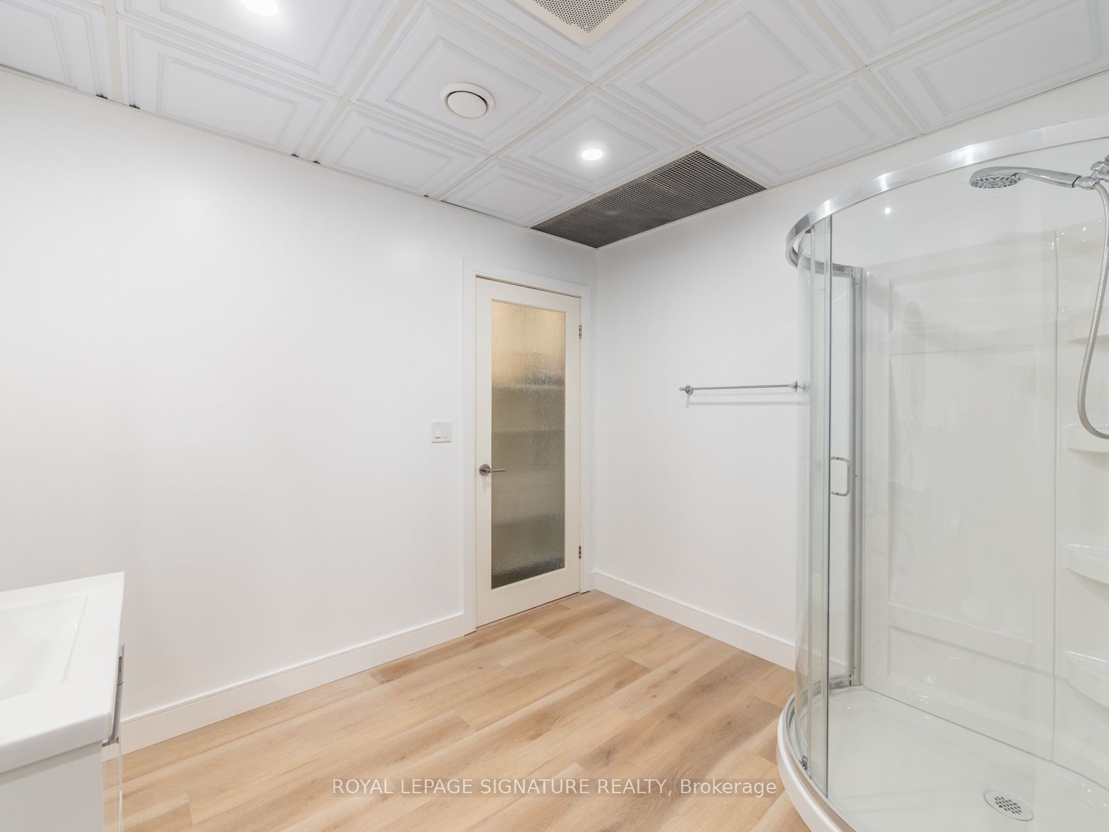 #106 - 321 Carlaw Avenue Property Photo 30
