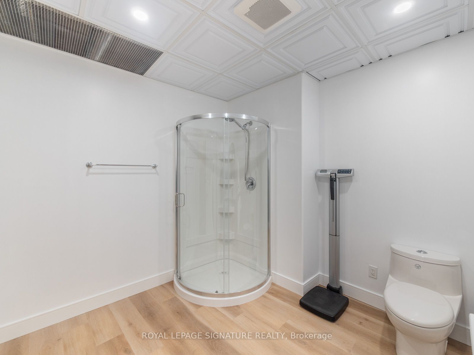 #106 - 321 Carlaw Avenue Property Photo 31