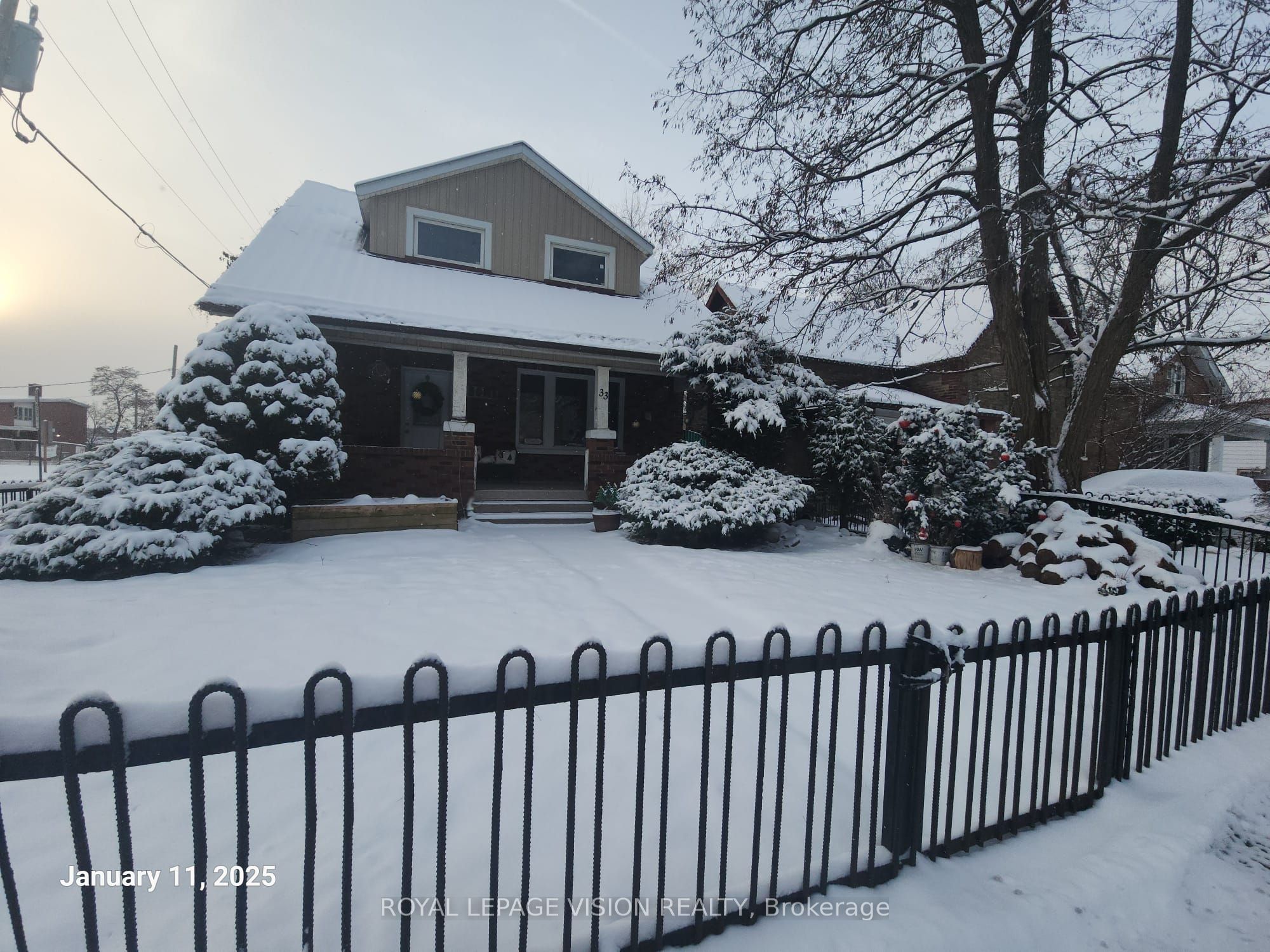 33 Adelaide Avenue Property Photo 1