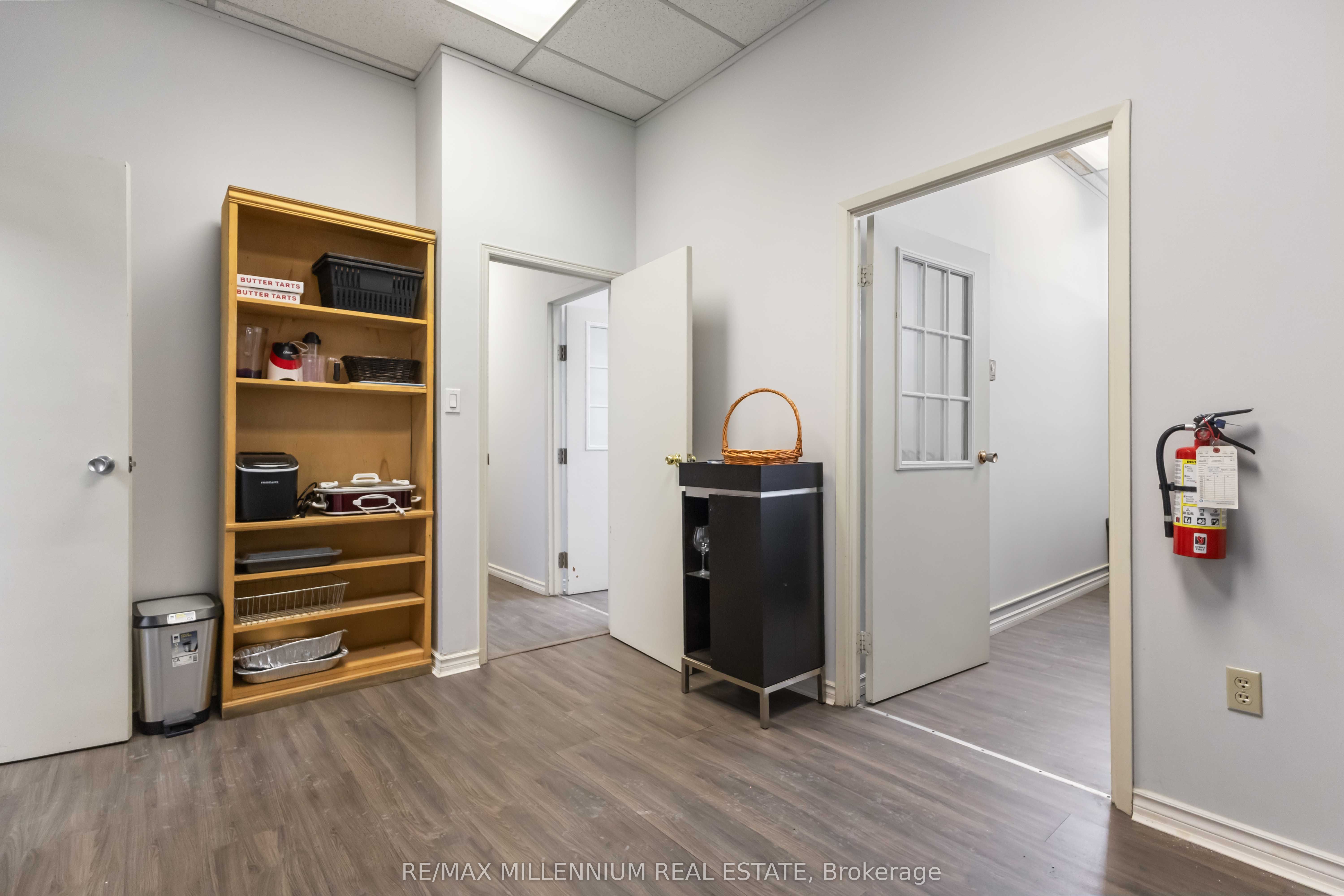 #103 - 50 Richmond Street Property Photo 16