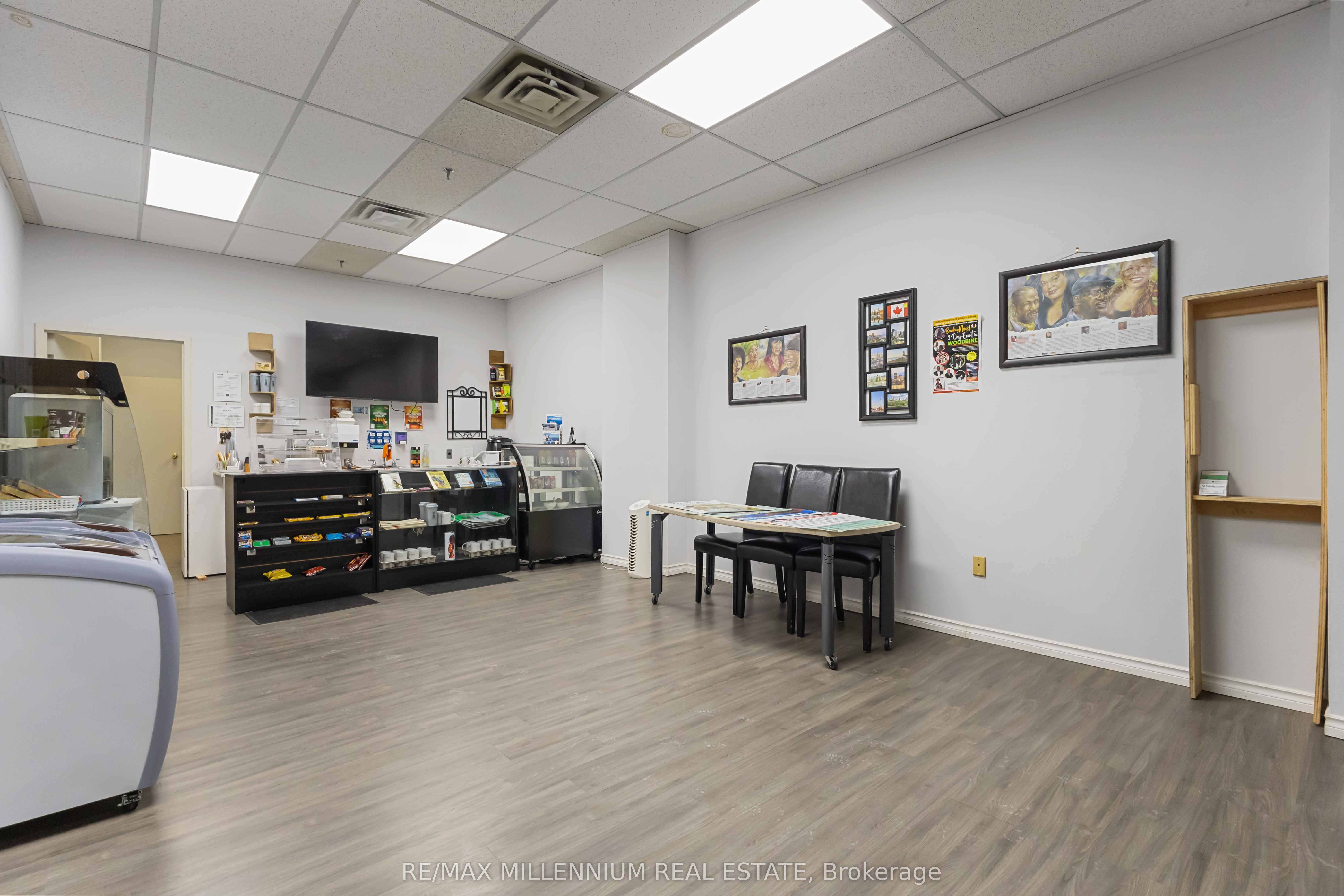 #103 - 50 Richmond Street Property Photo 22