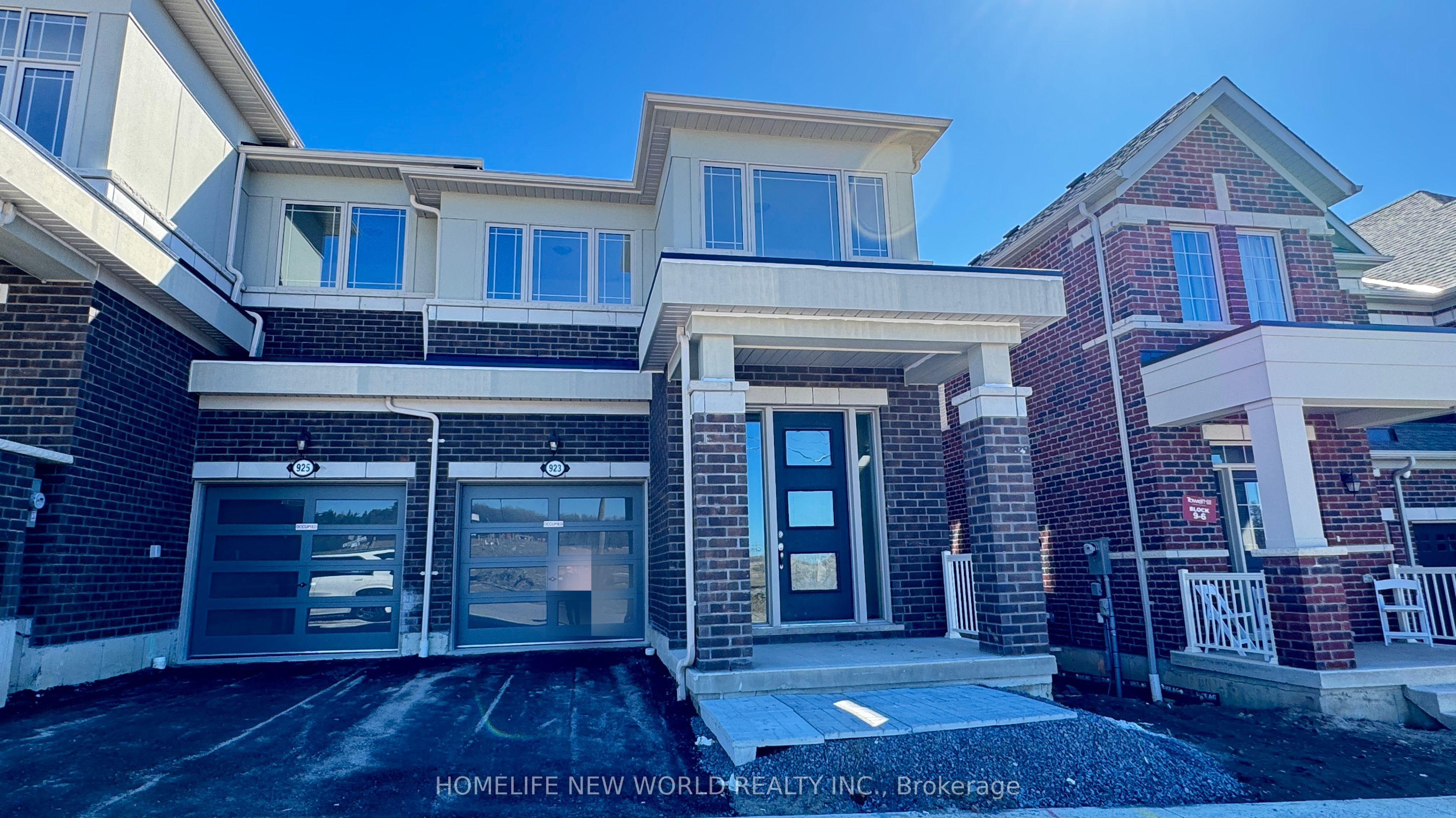 Pickering Real Estate Listings Main Image