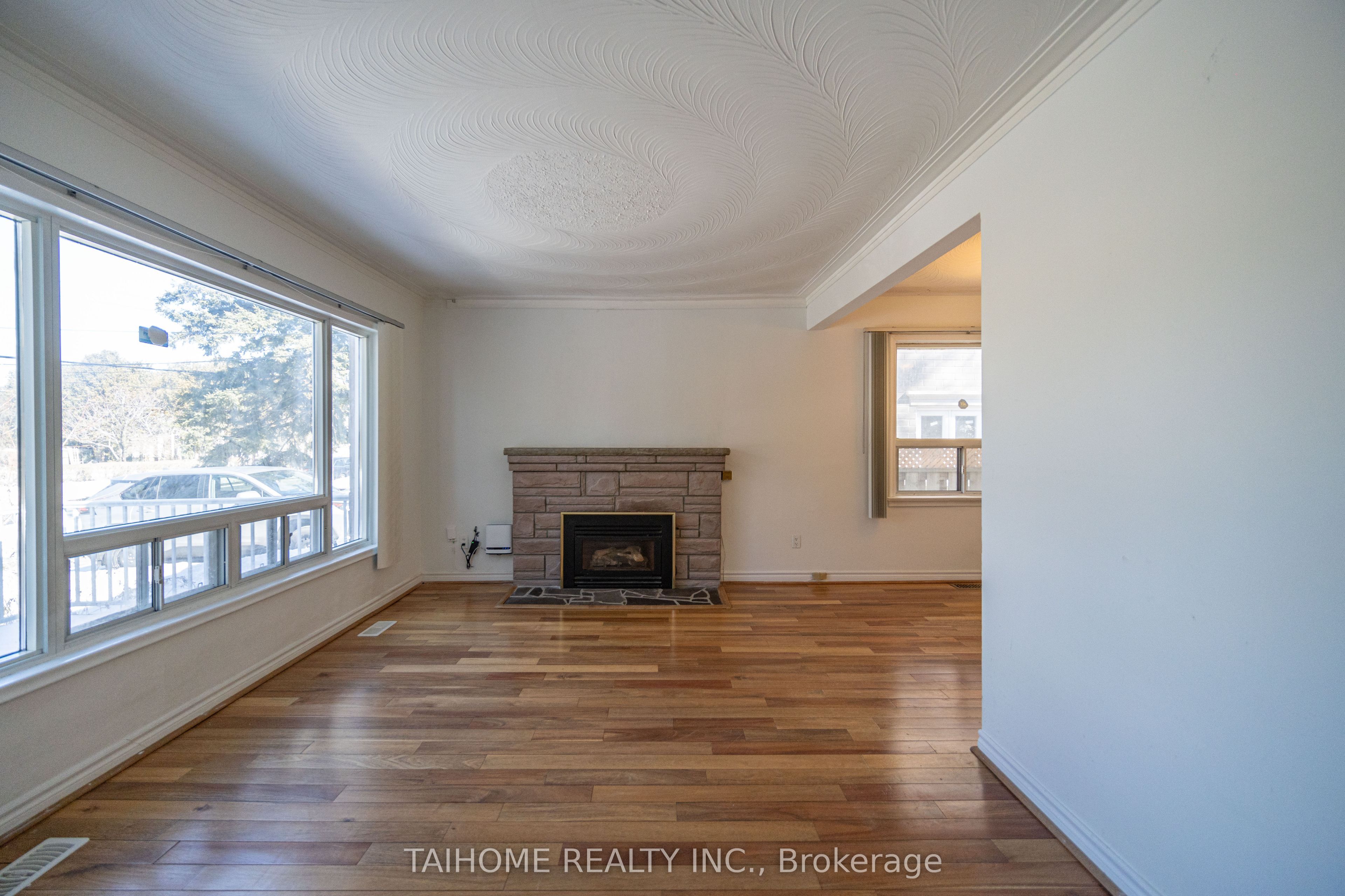 92 Earlton Road Property Photo 7