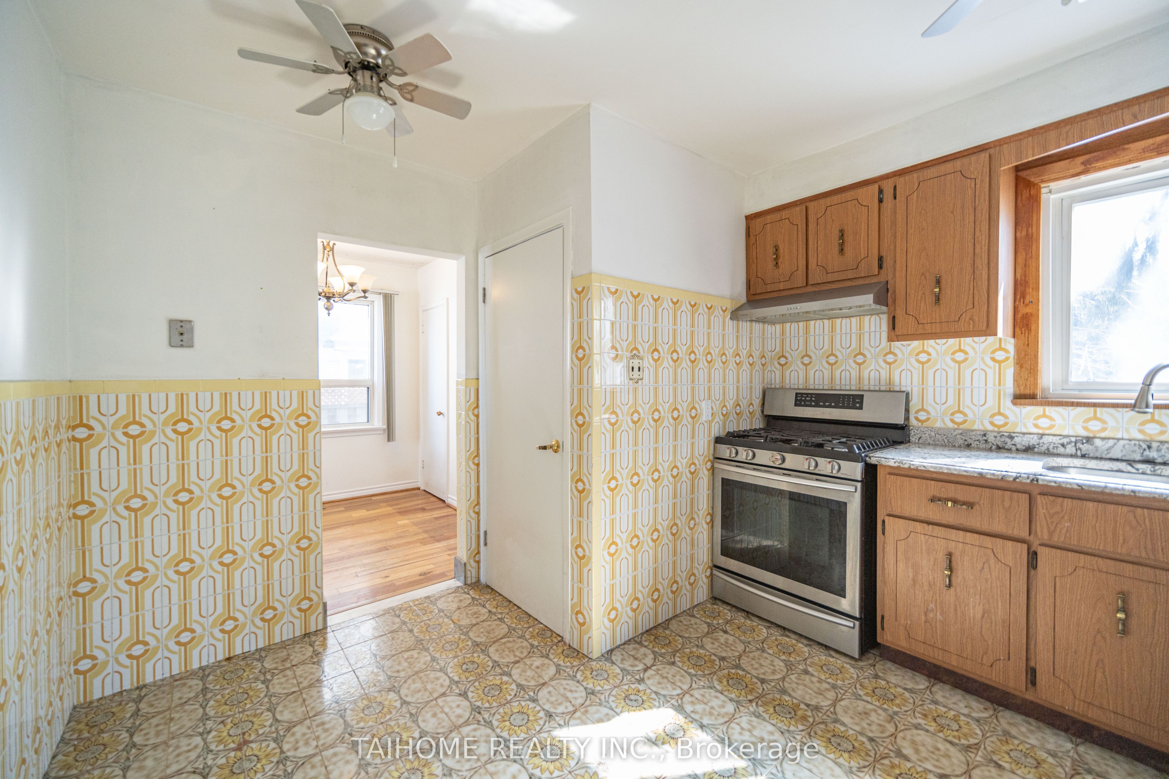 92 Earlton Road Property Photo 12