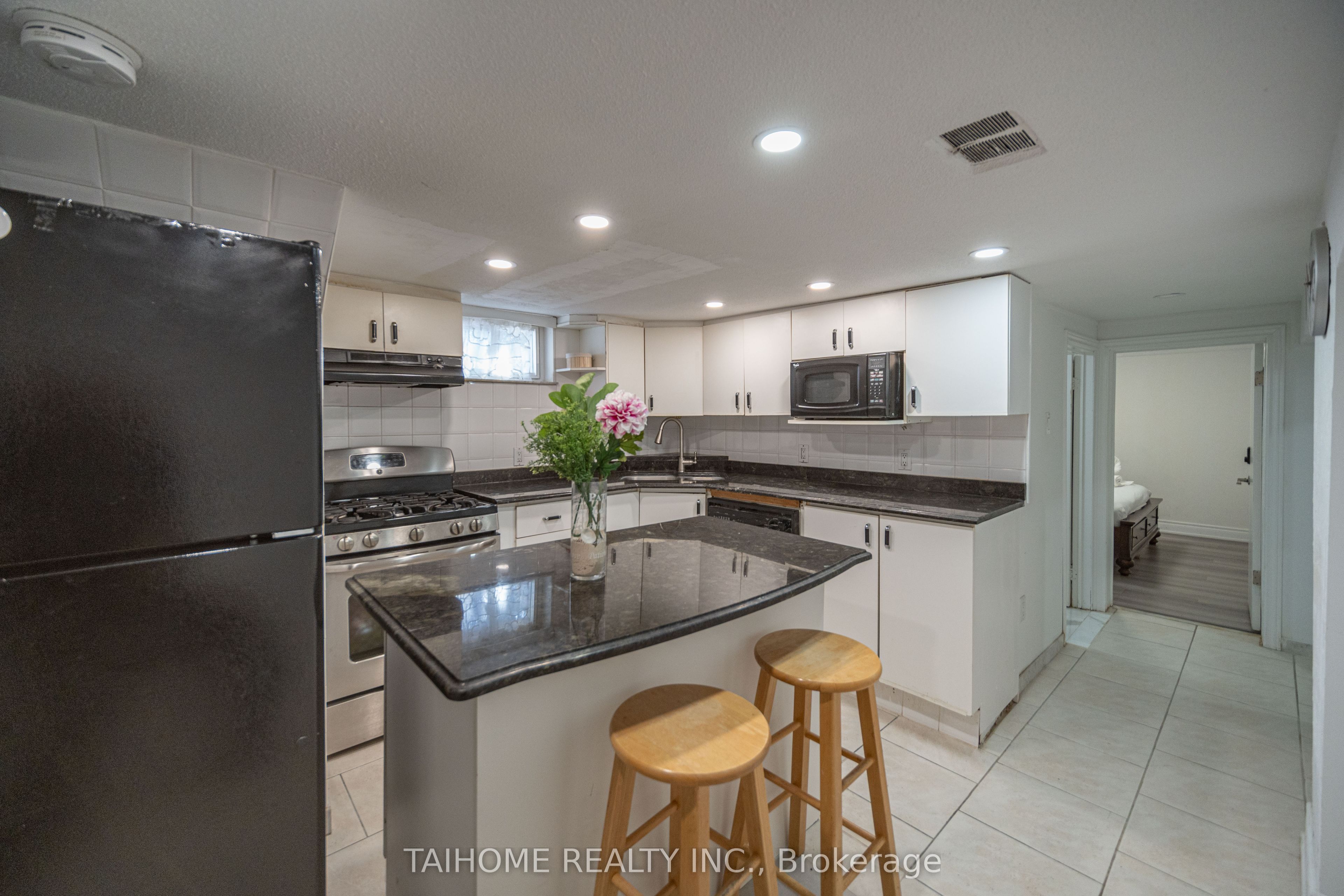 92 Earlton Road Property Photo 22