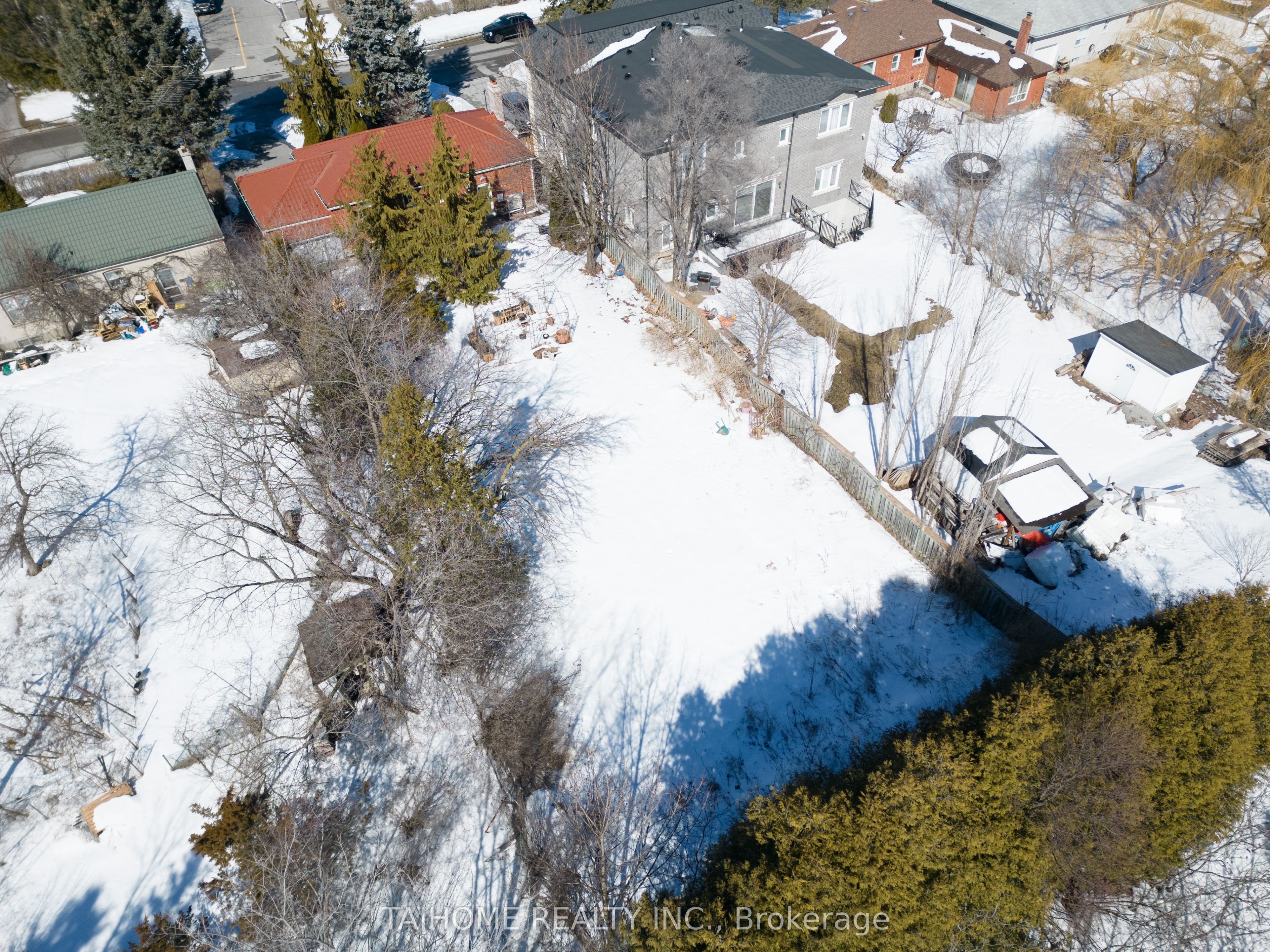 92 Earlton Road Property Photo 35