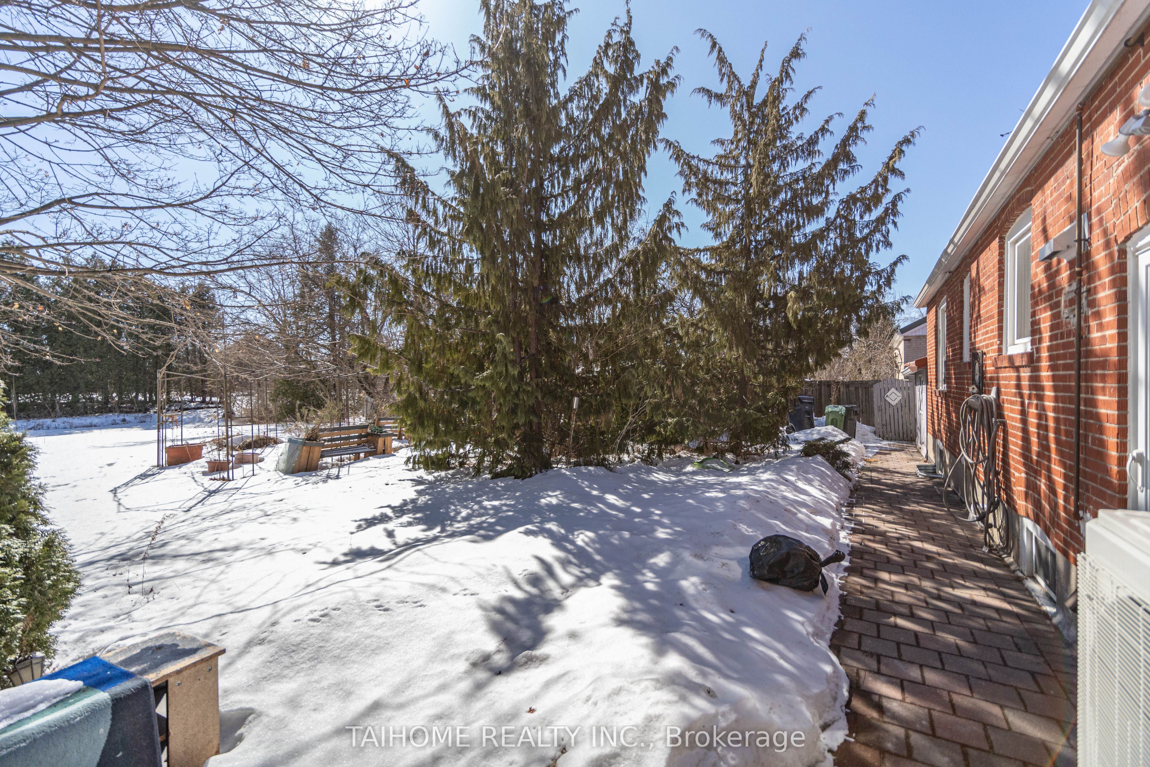 92 Earlton Road Property Photo 38