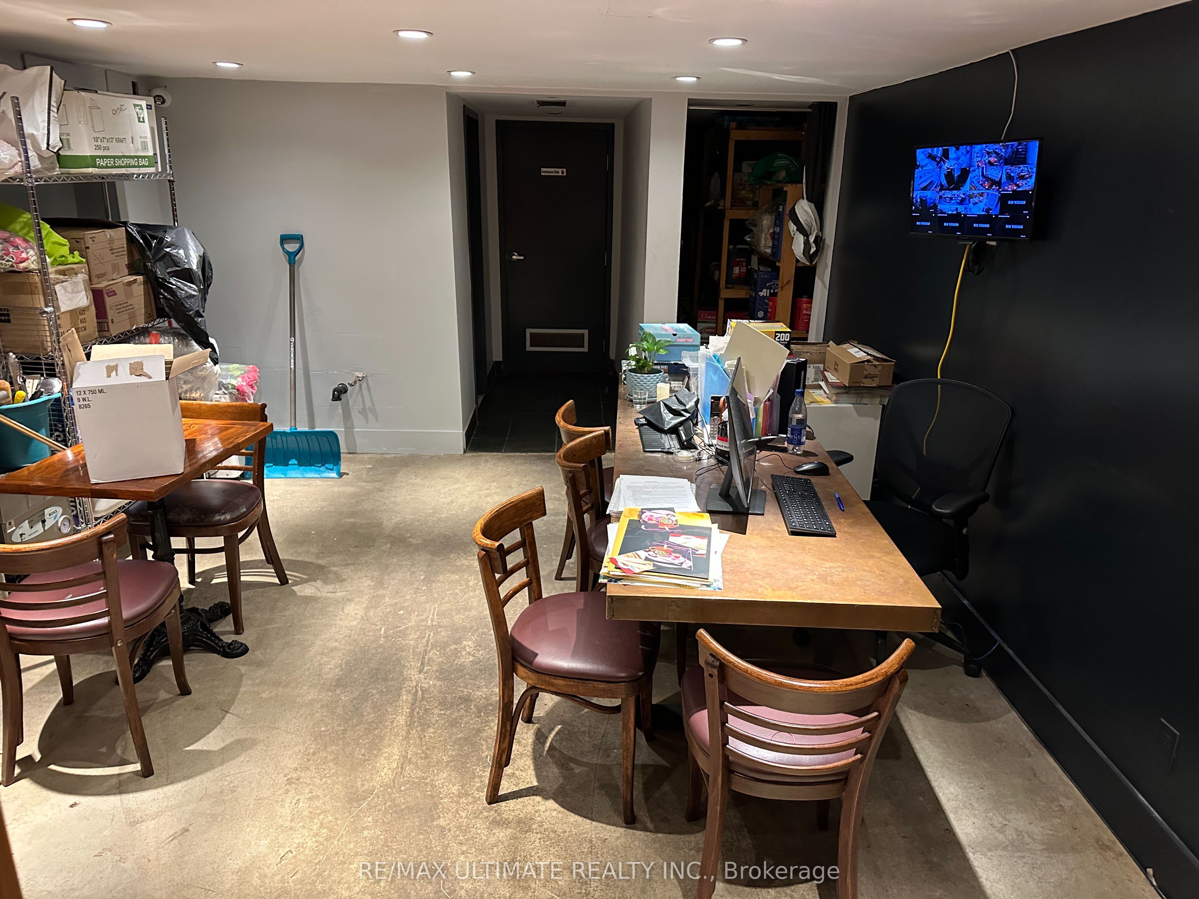 463 Danforth Avenue Property Photo 14
