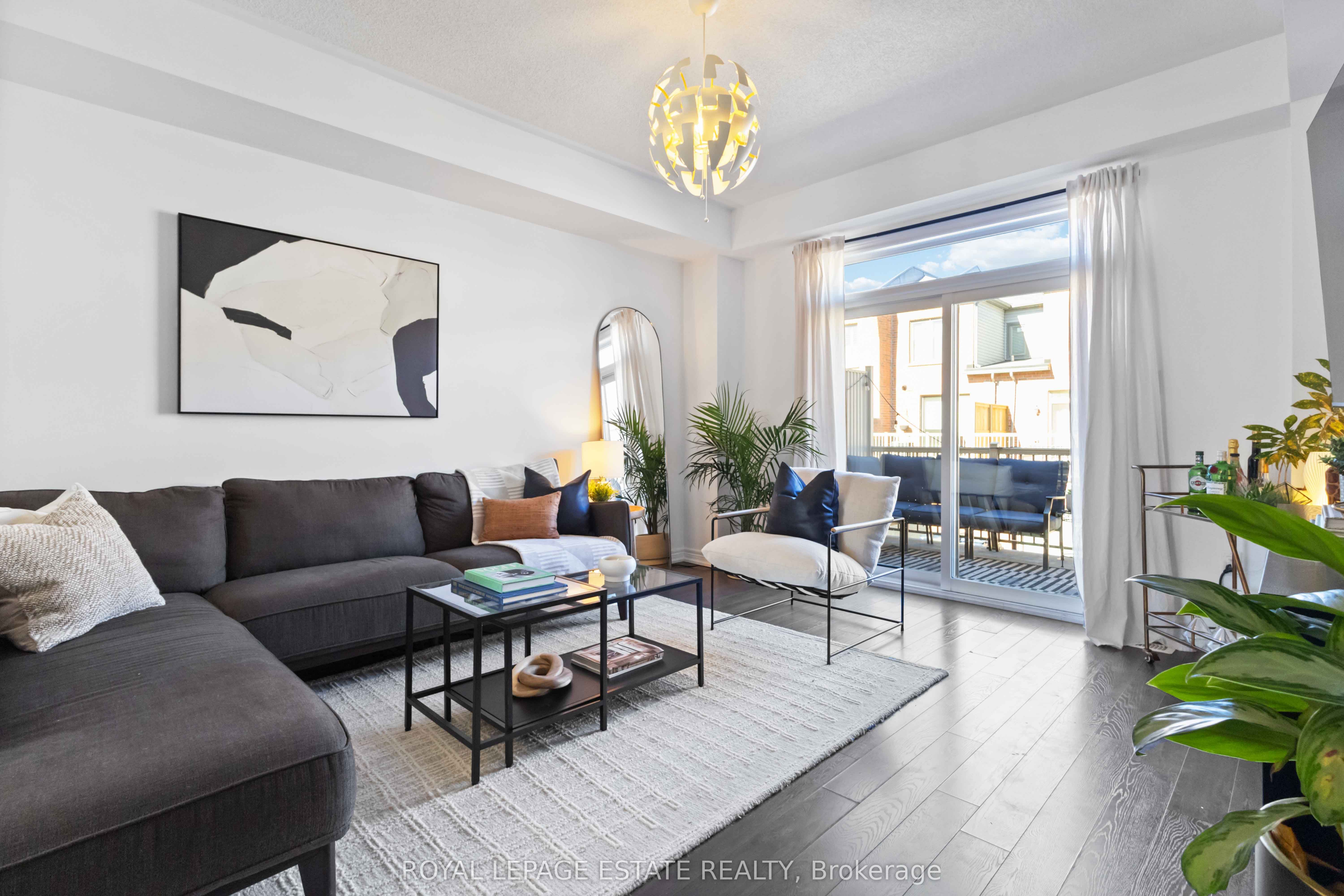 30 Belanger Crescent Property Photo
