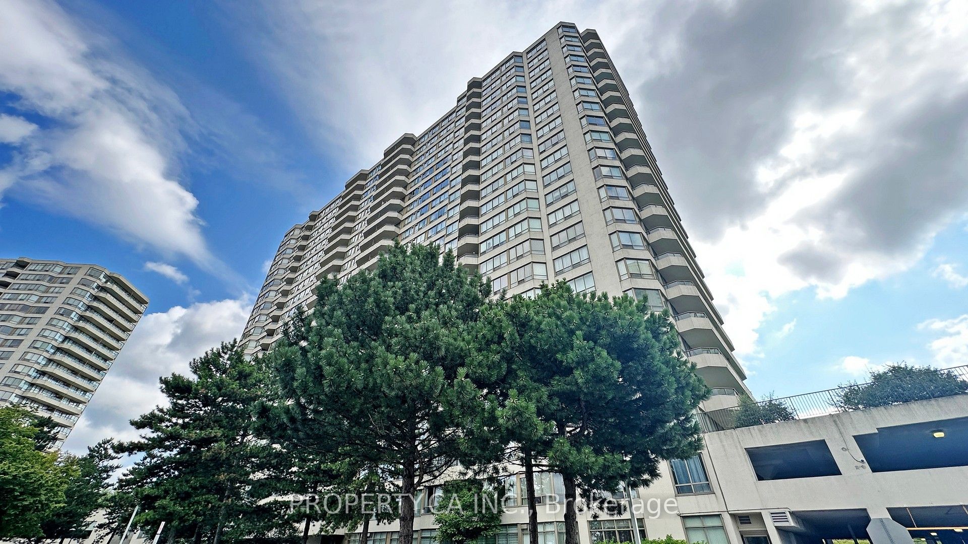 #1118 - 3 Greystone Walk Drive Property Photo