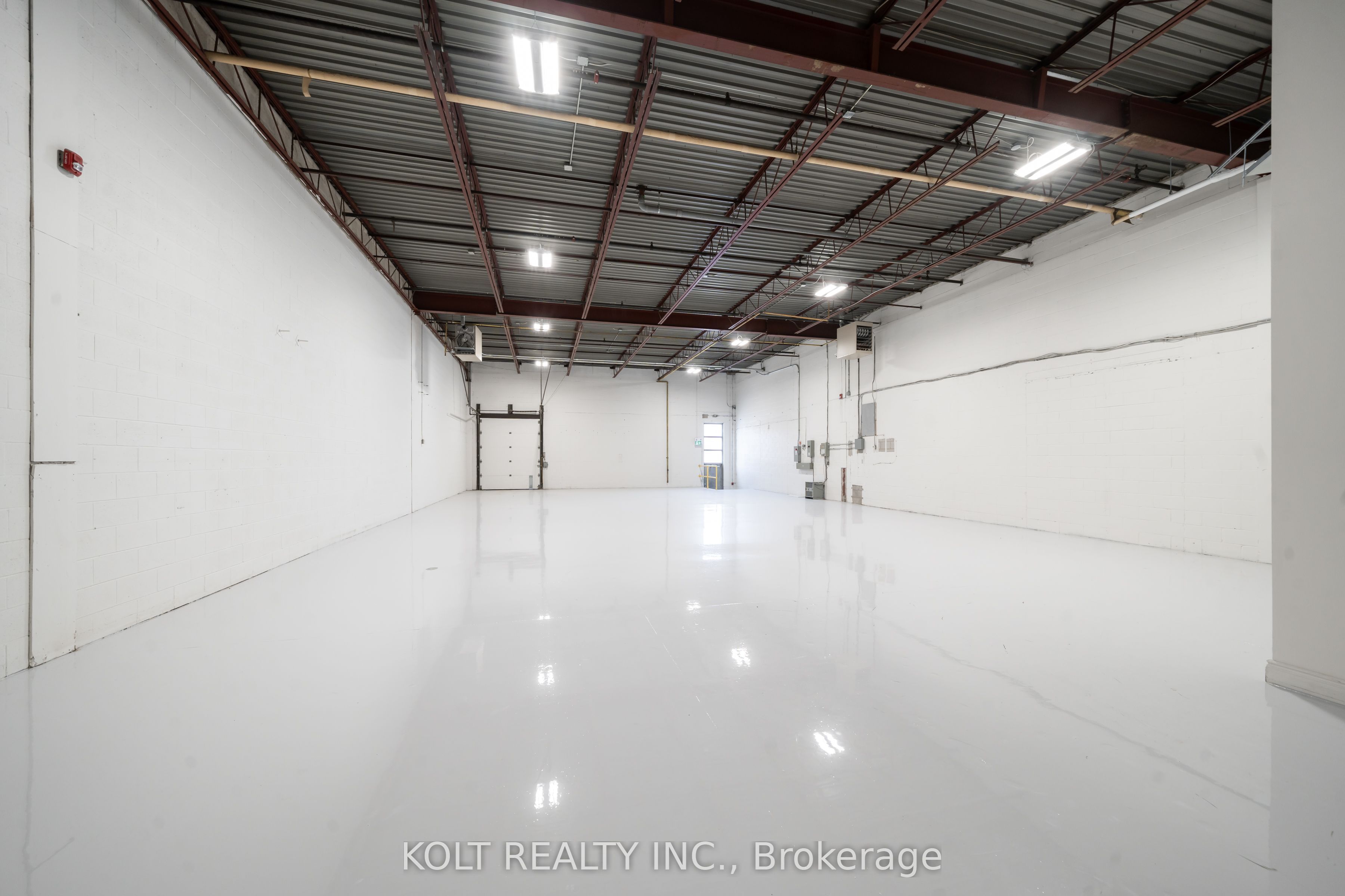 #unit 8 - 465 Milner Avenue Property Photo 1