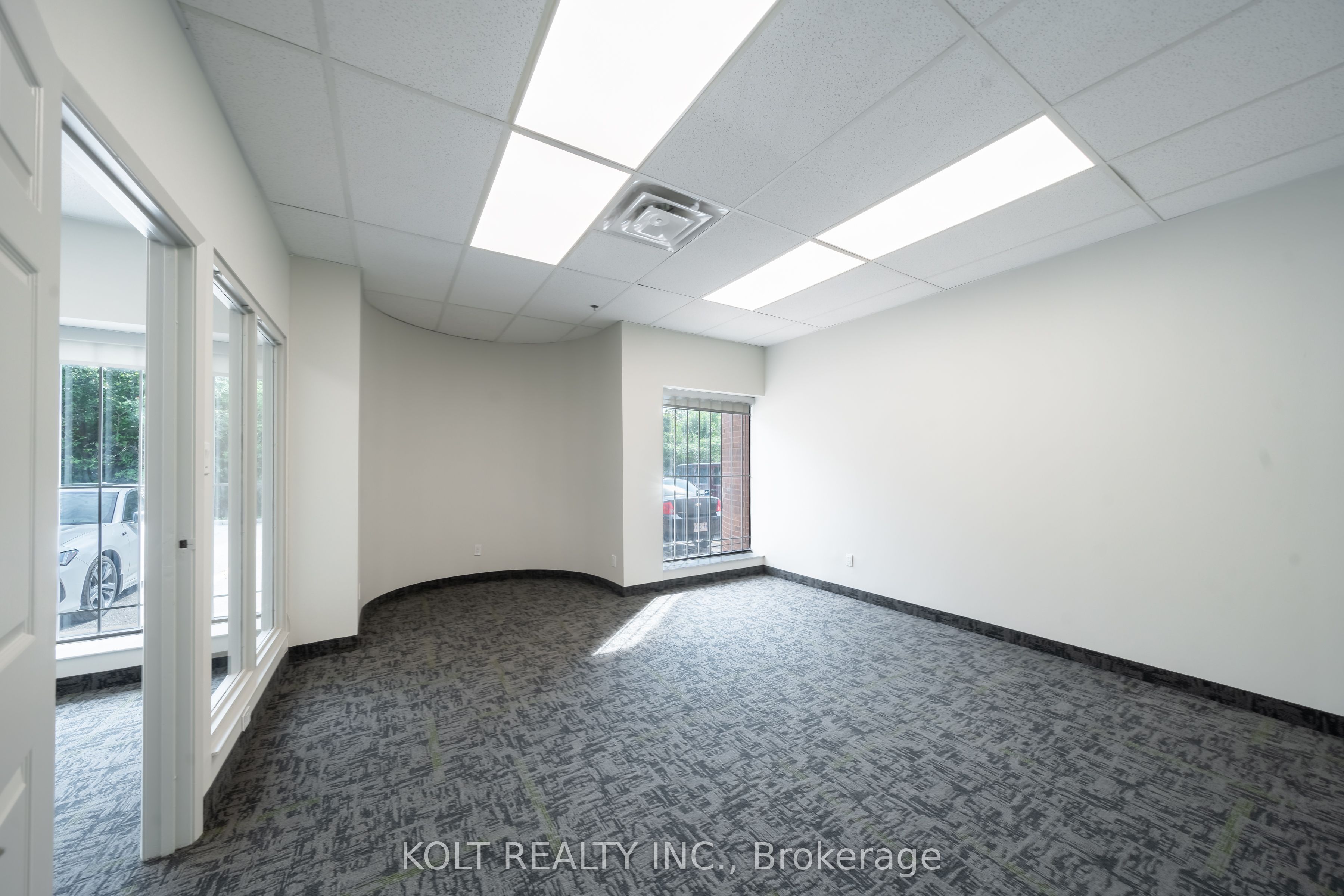 #unit 8 - 465 Milner Avenue Property Photo 5