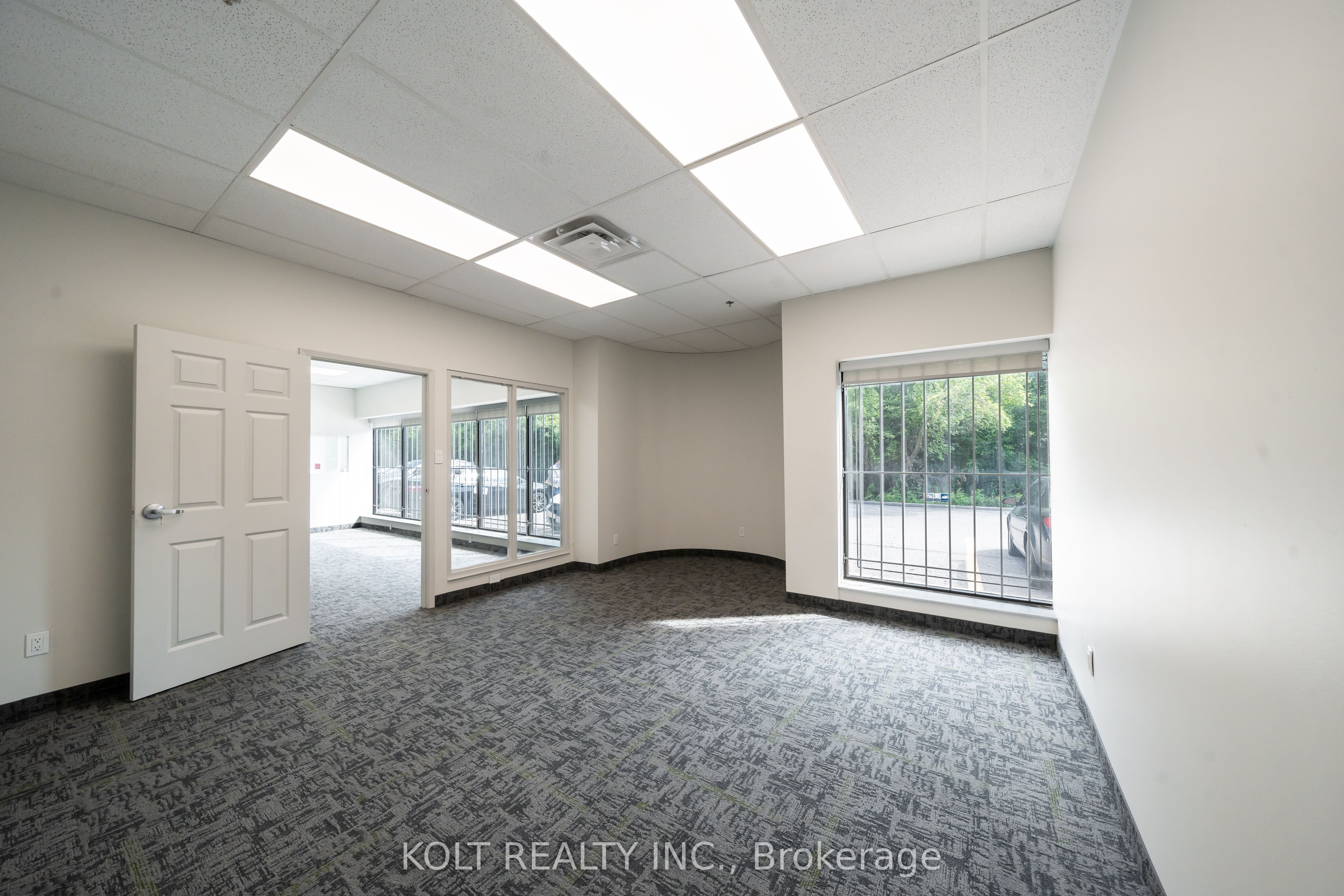 #unit 8 - 465 Milner Avenue Property Photo 9