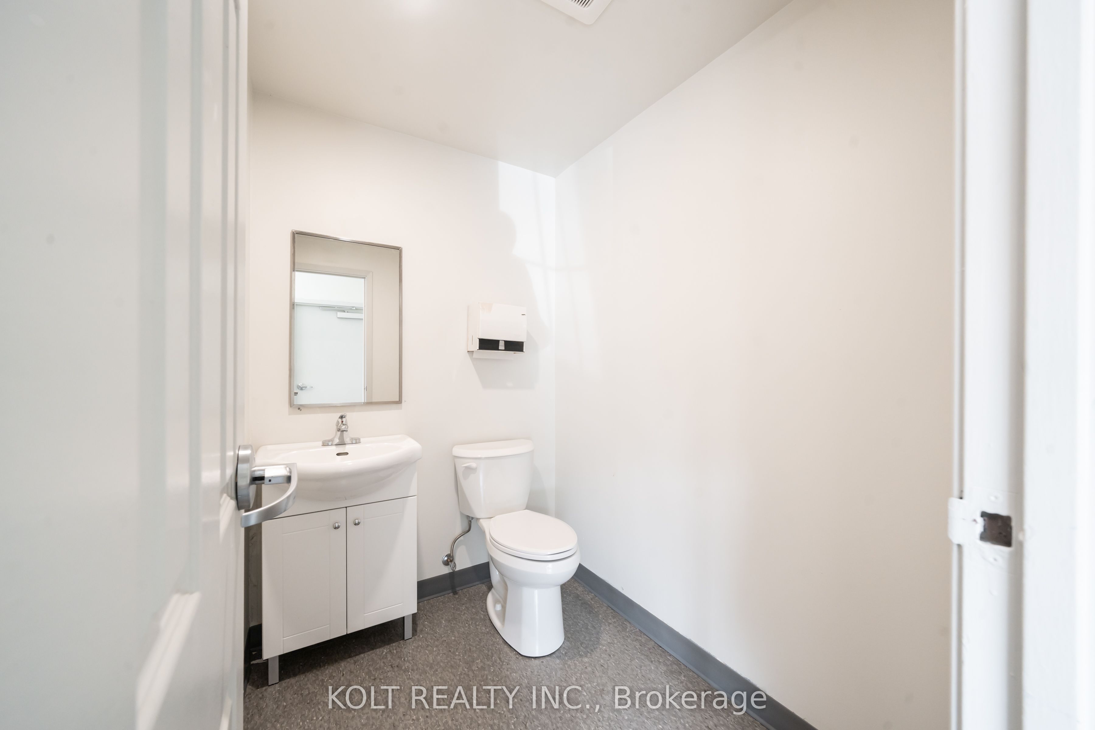 #unit 8 - 465 Milner Avenue Property Photo 11