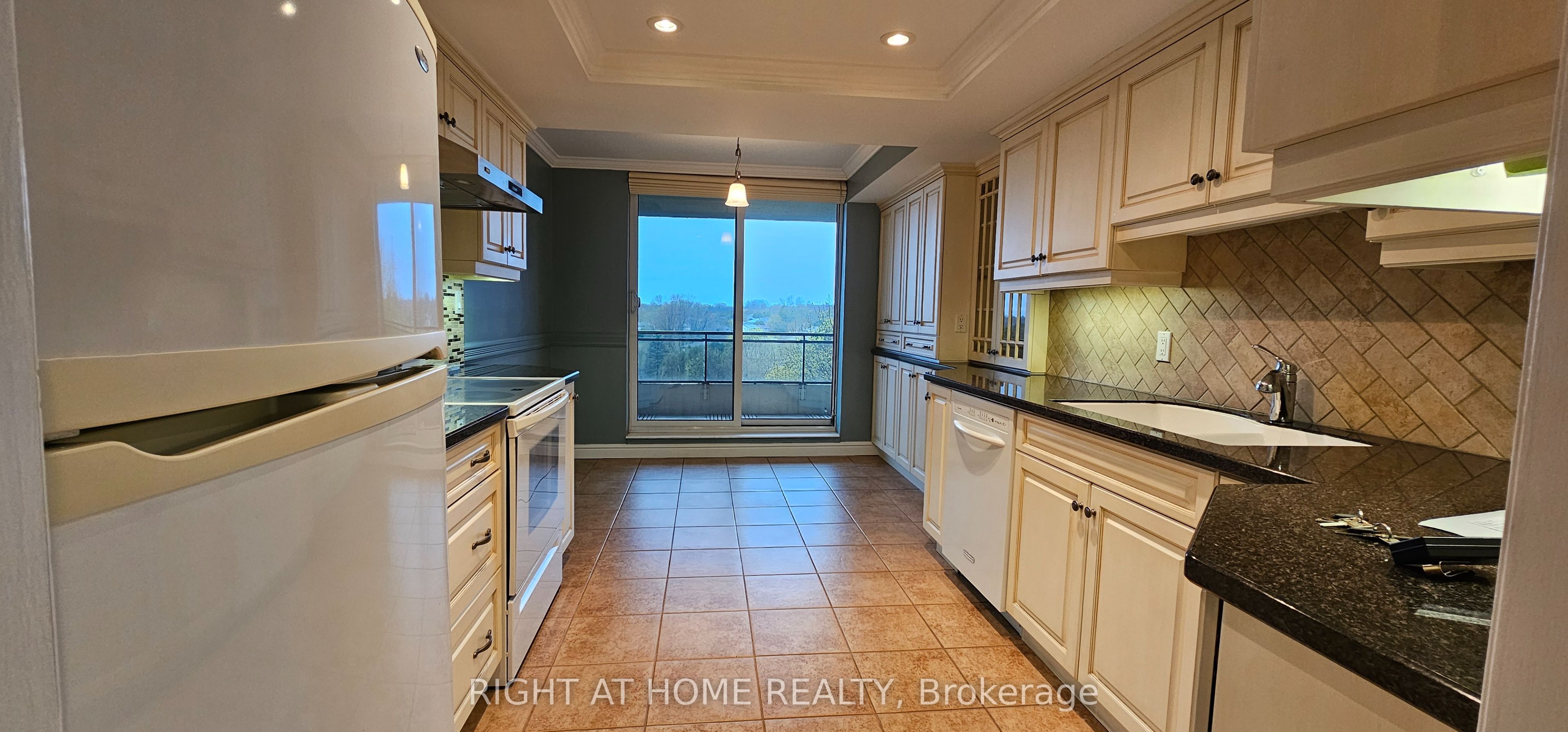 700 Wilson Road N 506 Property Photo 16
