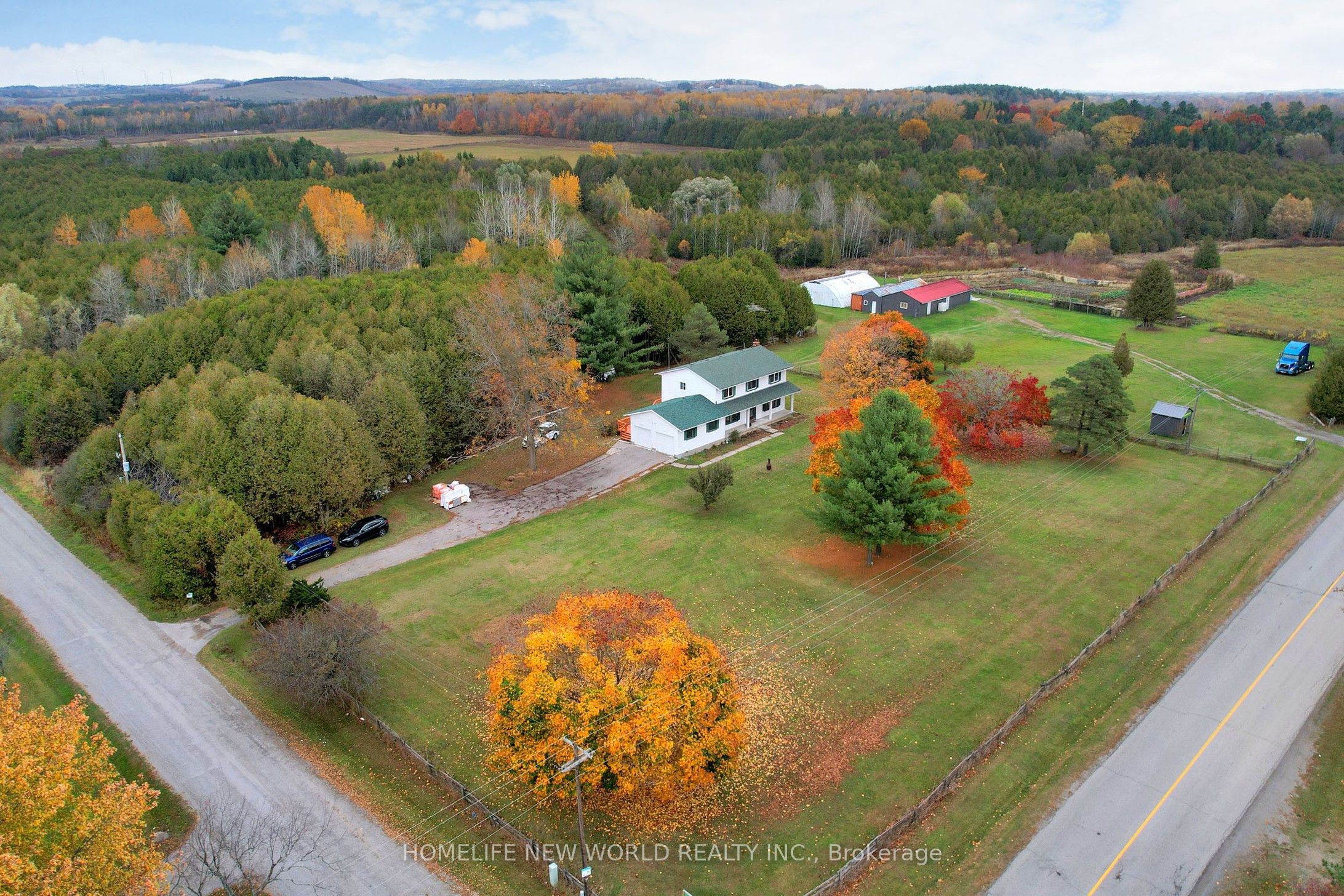 3025 Moffat Road Property Photo 8