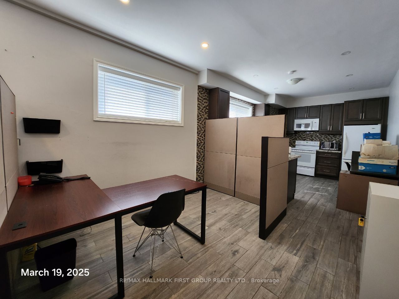 1400 Dundas Street Property Photo 14