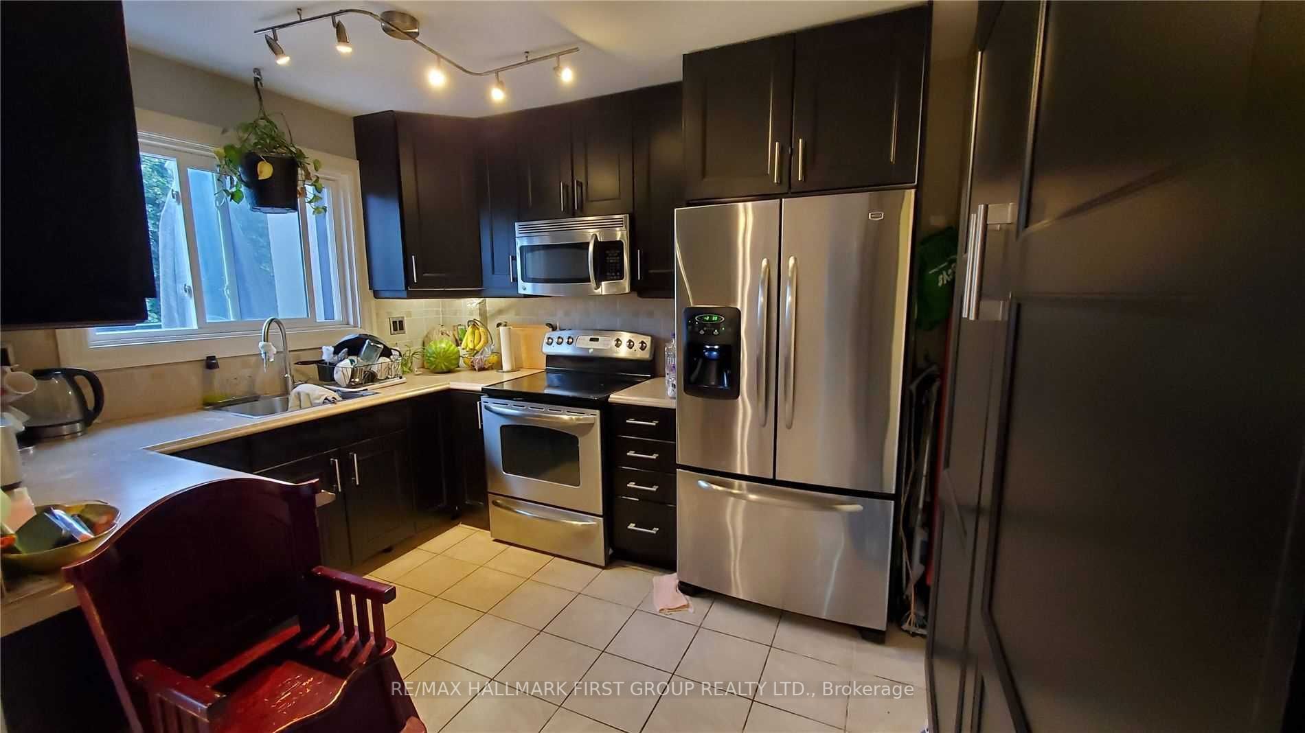 1400 Dundas Street Property Photo 20