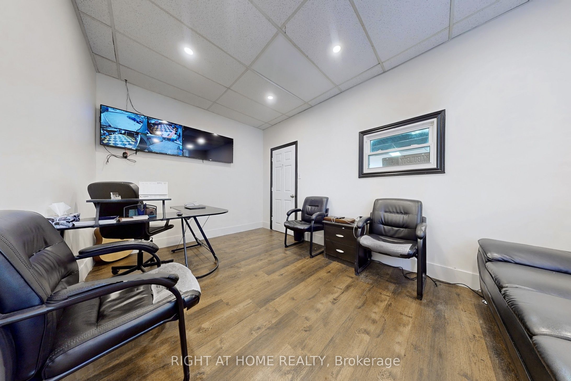 #4 - 205 Nantucket Boulevard Property Photo 14