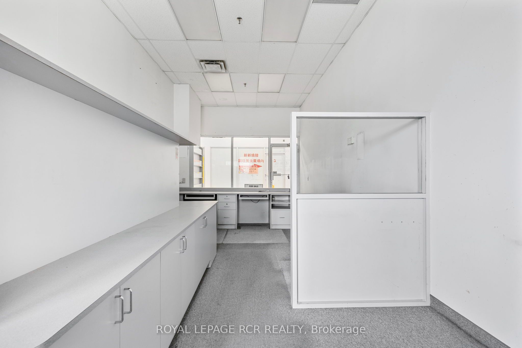 #16 - 3833 Midland Avenue Property Photo 19