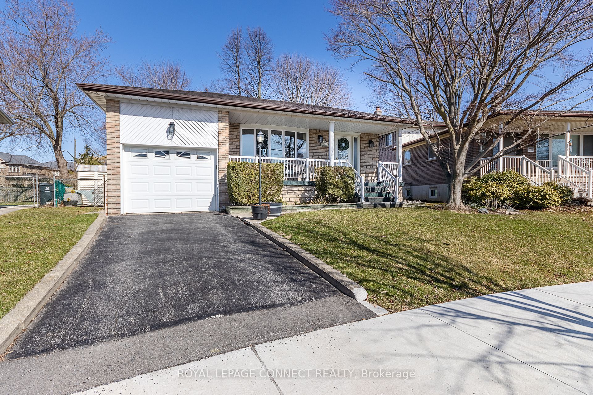 36 Tivoli Court Property Photo