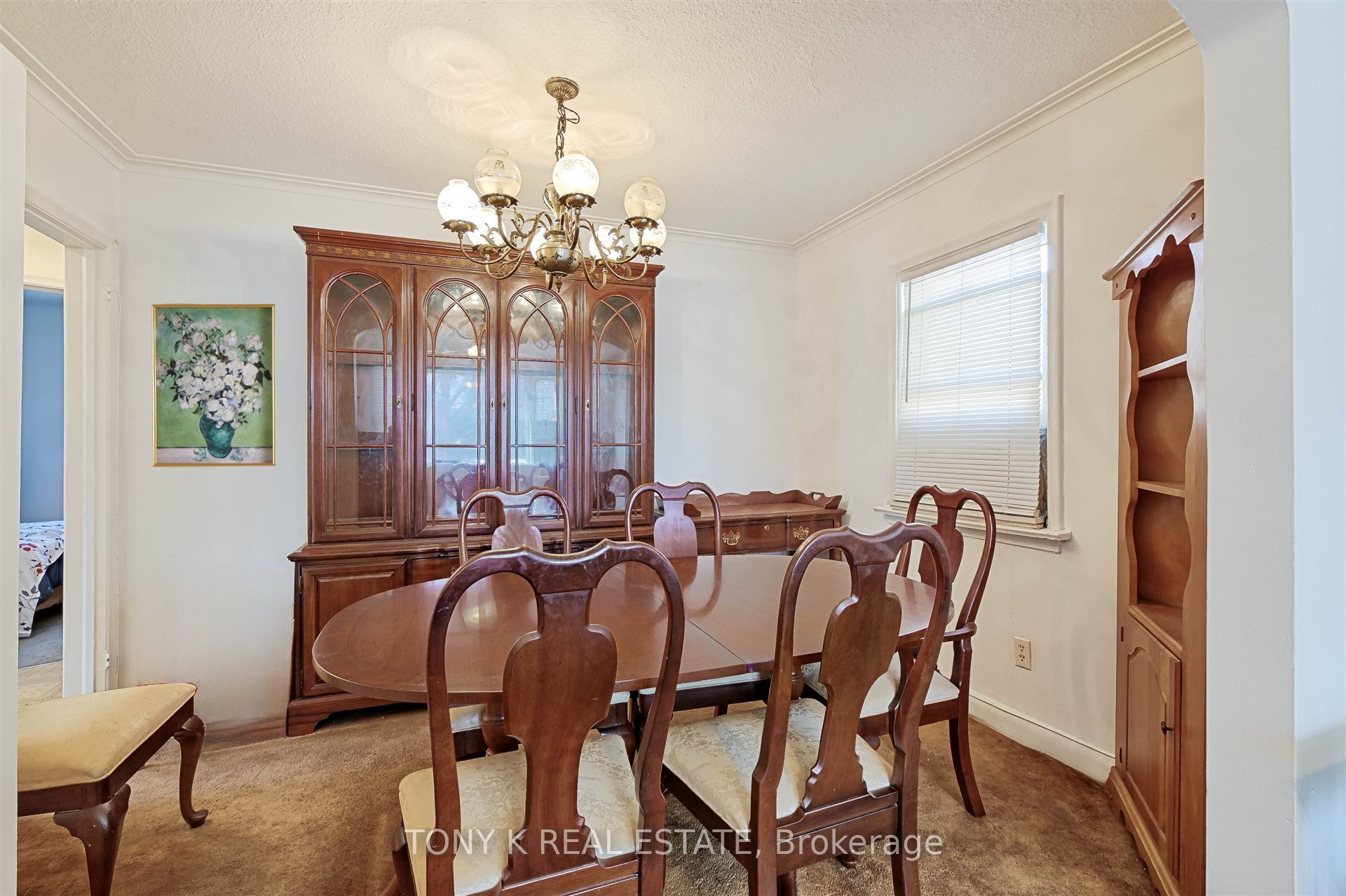 8 Davidson Avenue Property Photo 3