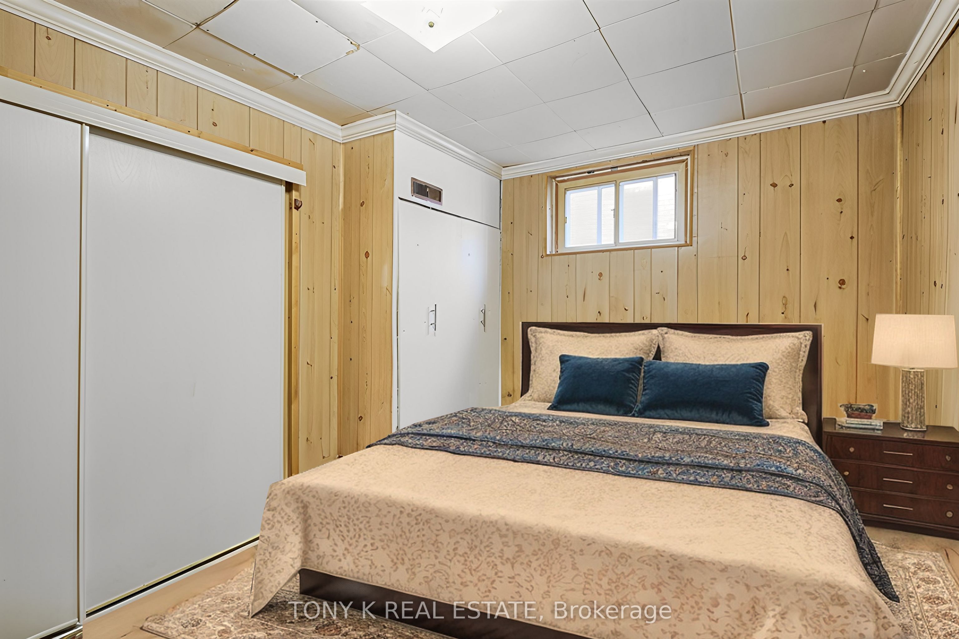 8 Davidson Avenue Property Photo 10