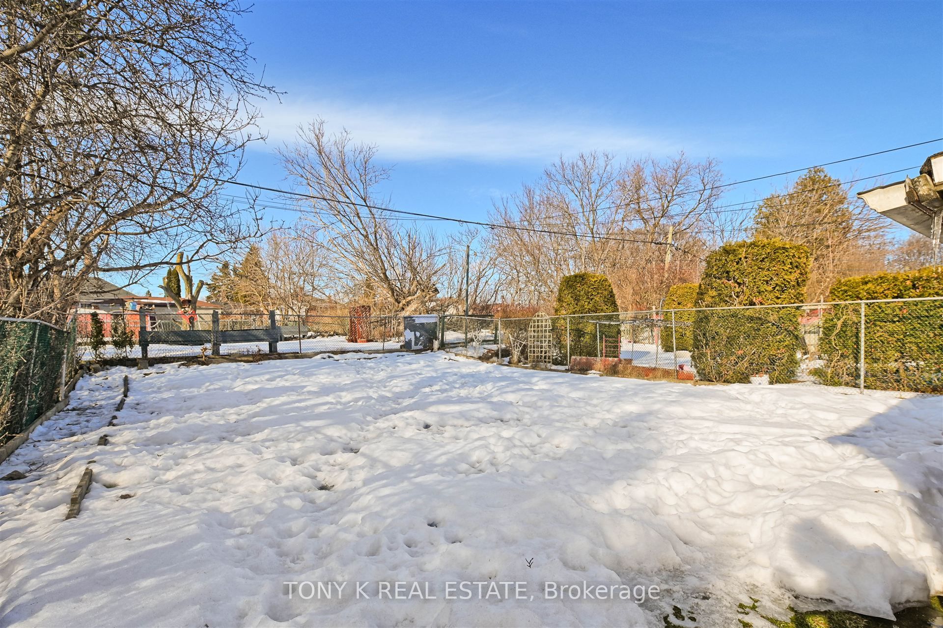 8 Davidson Avenue Property Photo 11