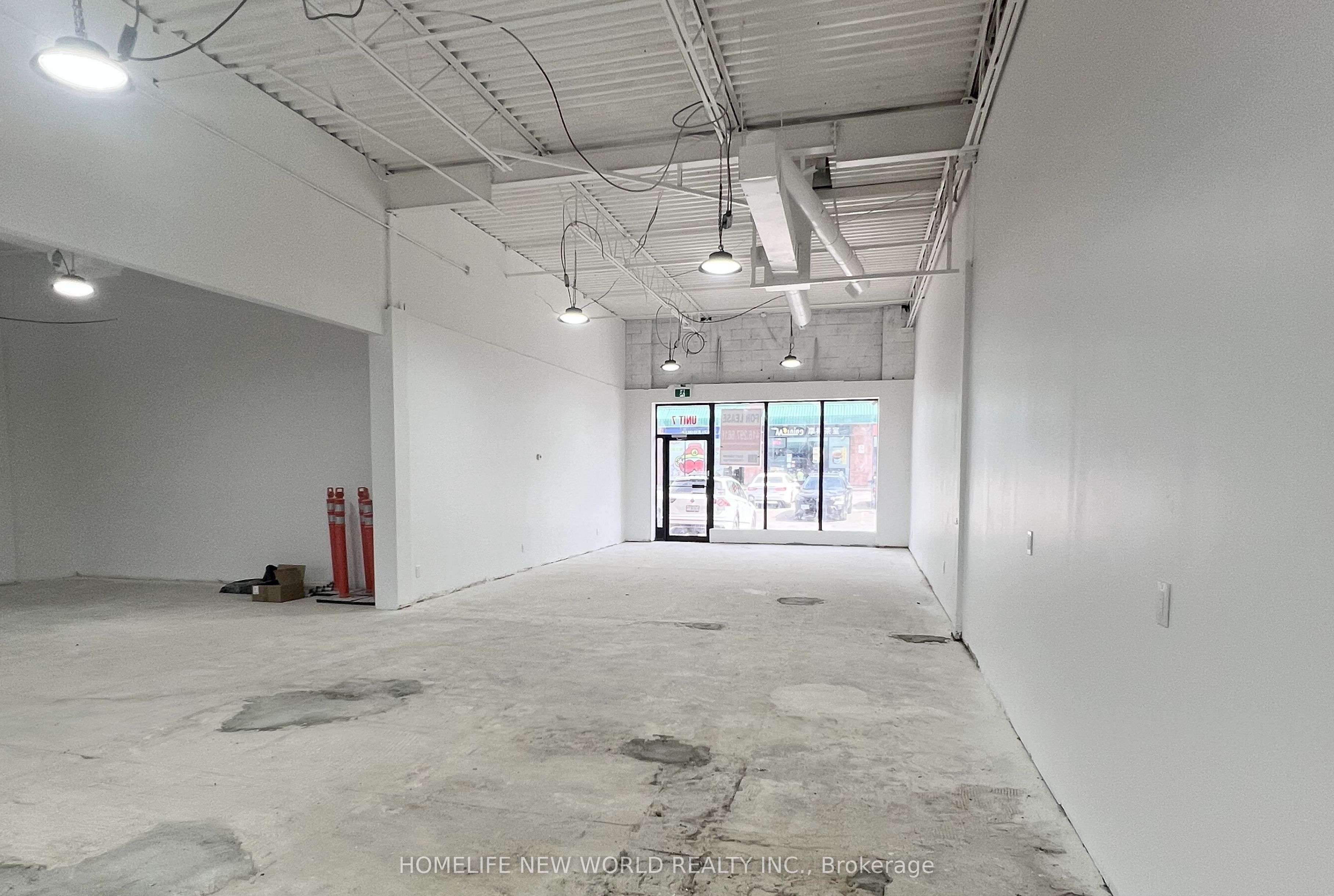 #7 - 3290 Midland Avenue Property Photo 1
