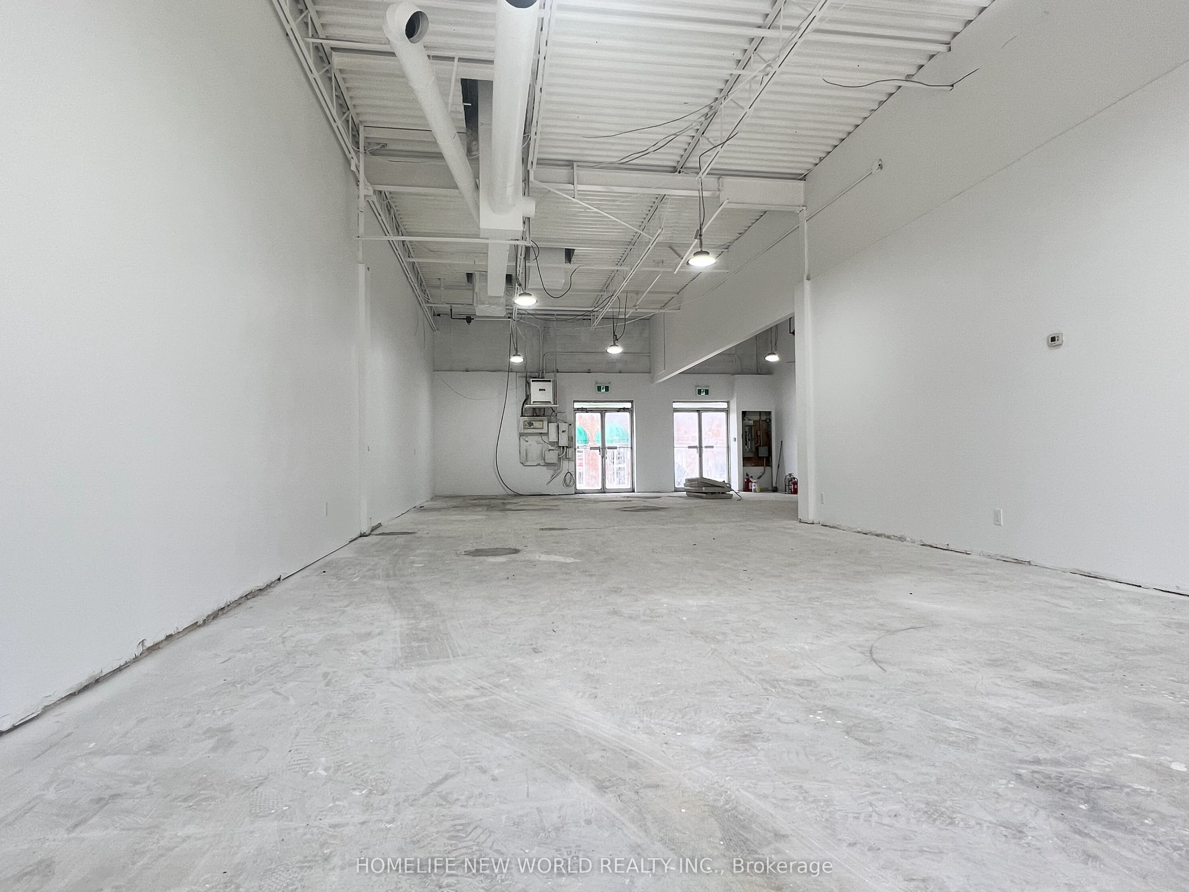 #7 - 3290 Midland Avenue Property Photo 2