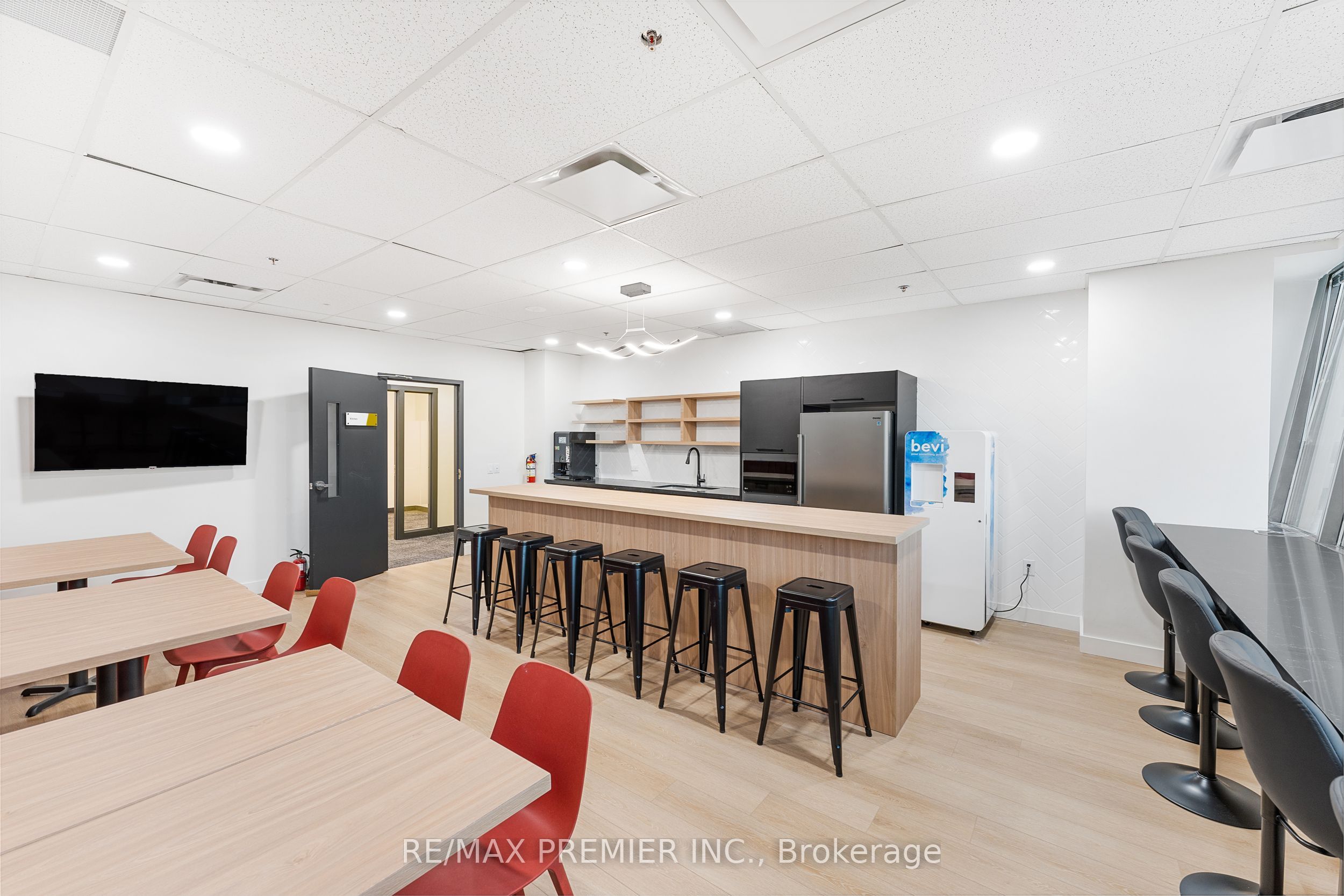 305 Milner Avenue 700-a Property Photo 12