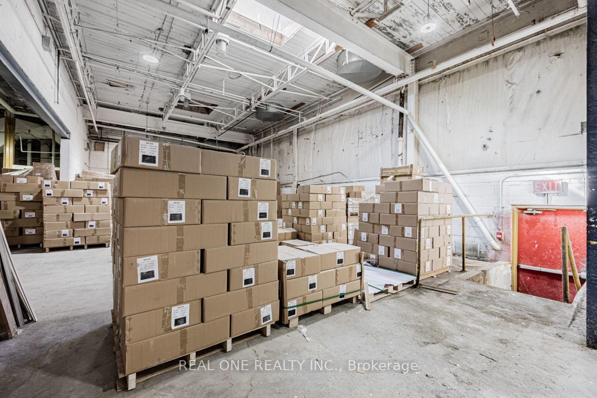 #building #2 - 430 Finley Avenue Property Photo 20
