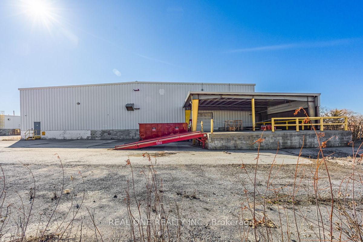 #building #2 - 430 Finley Avenue Property Photo 35