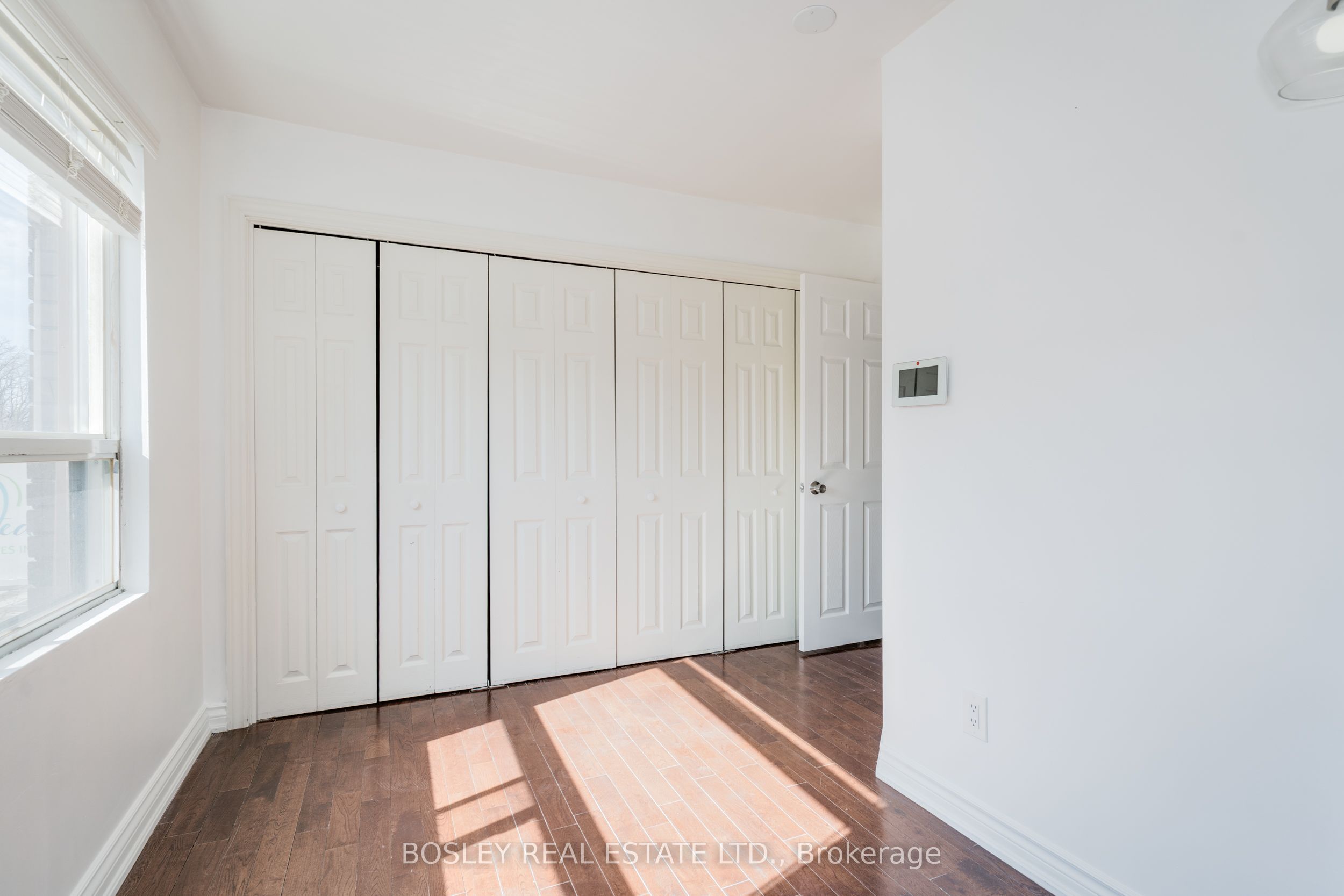 1972 Danforth Avenue Property Photo 21