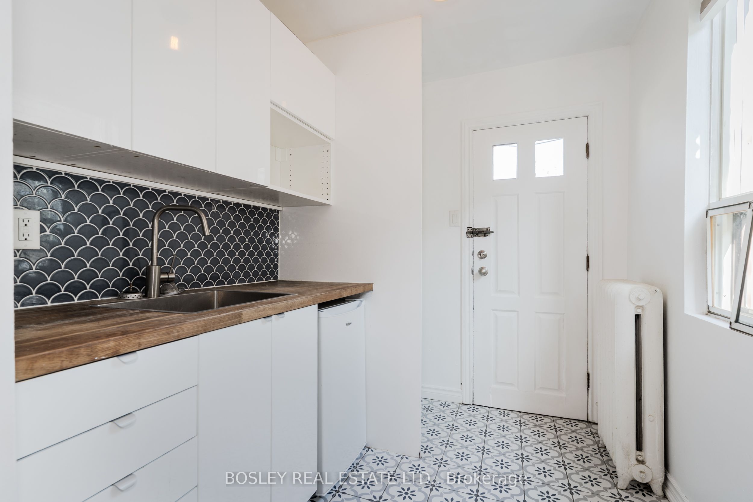 1972 Danforth Avenue Property Photo 28