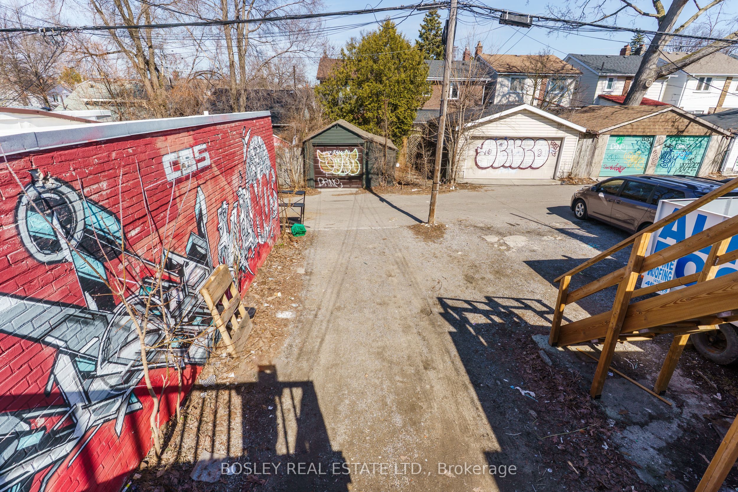 1972 Danforth Avenue Property Photo 33